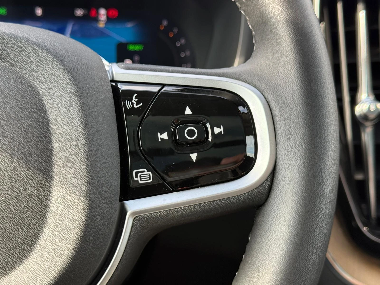 Volvo-XC60-image-23