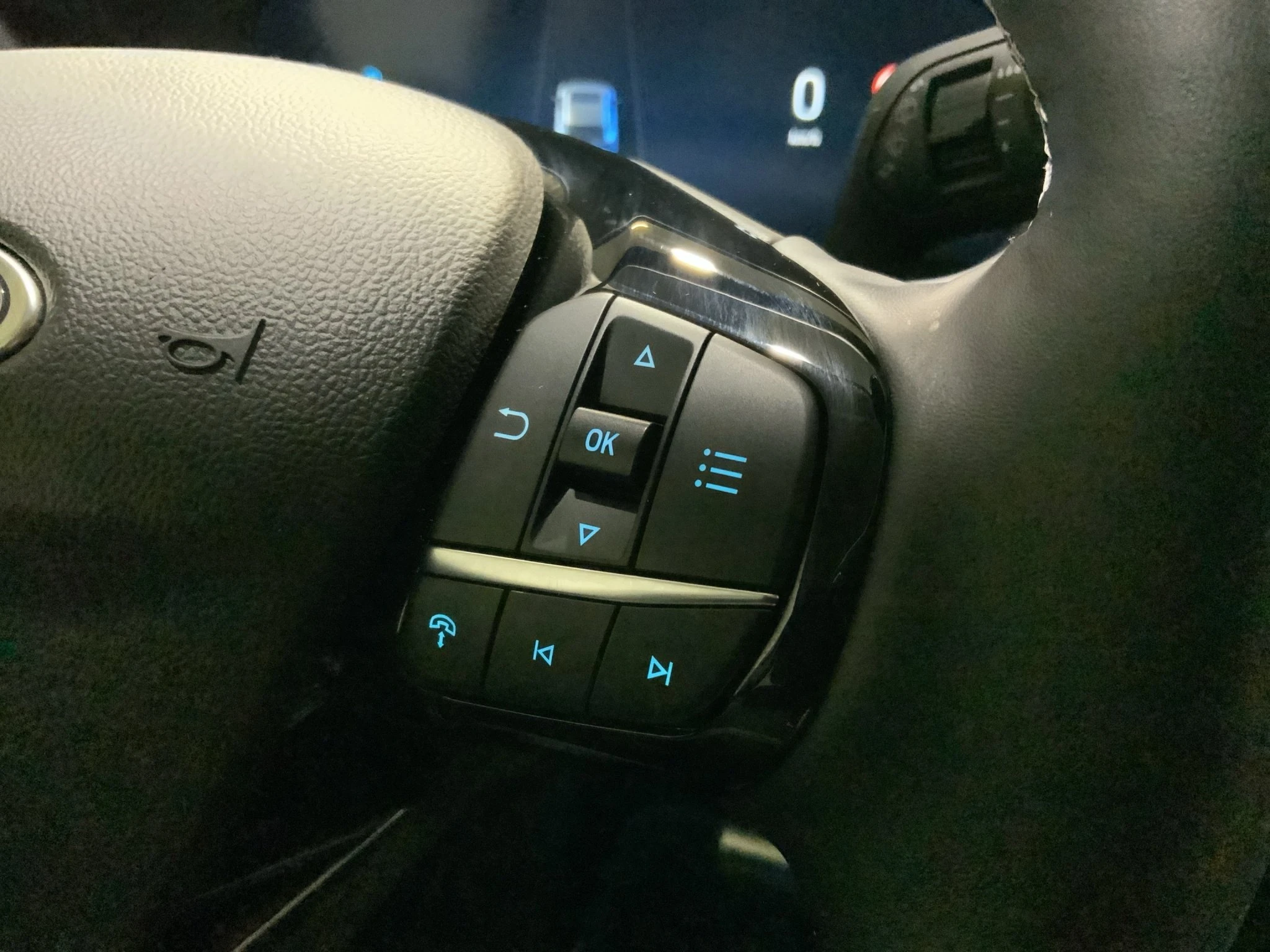 Ford-Kuga-image-19
