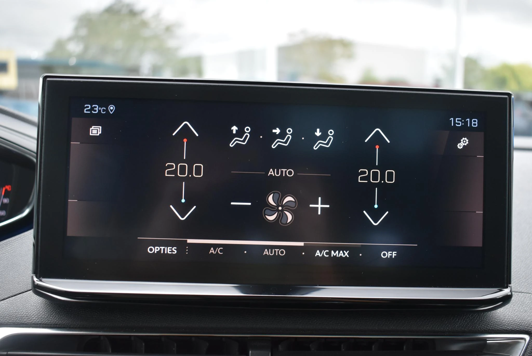 Peugeot-5008-image-30