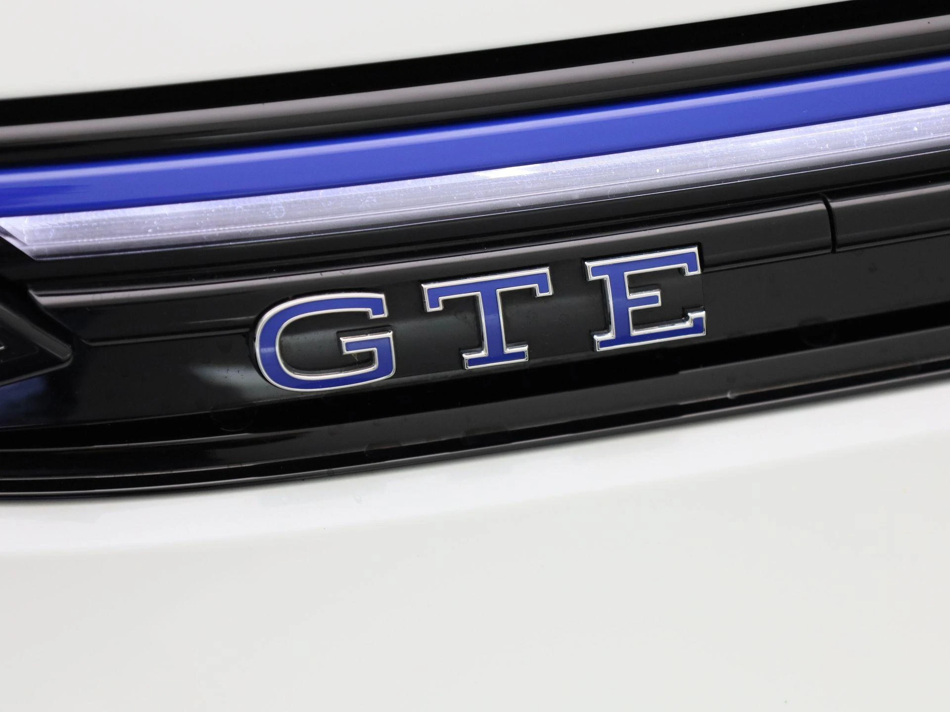 Volkswagen-Golf-image-40