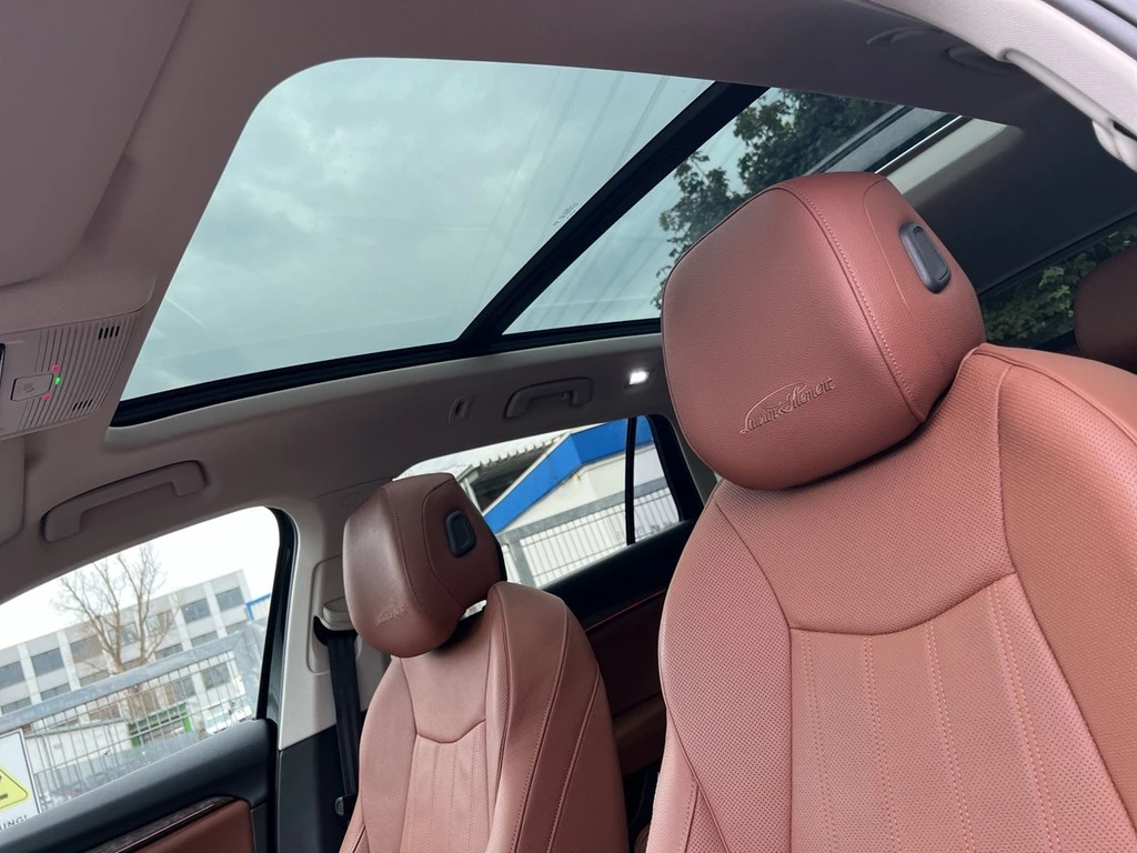 Škoda Superb Combi L&K 2,0TDI DSG Navi/Pano/AHK