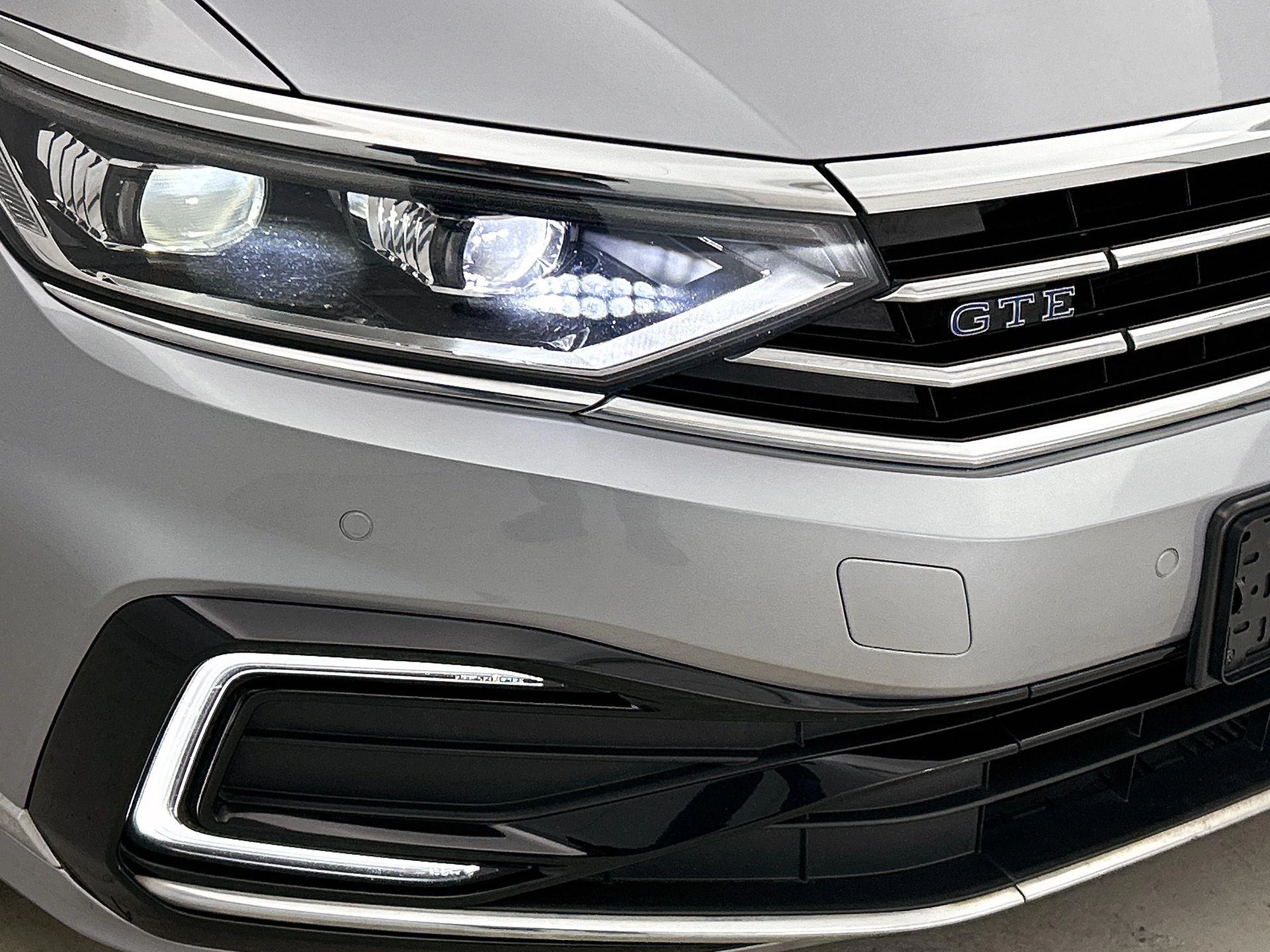 Volkswagen-Passat-image-30