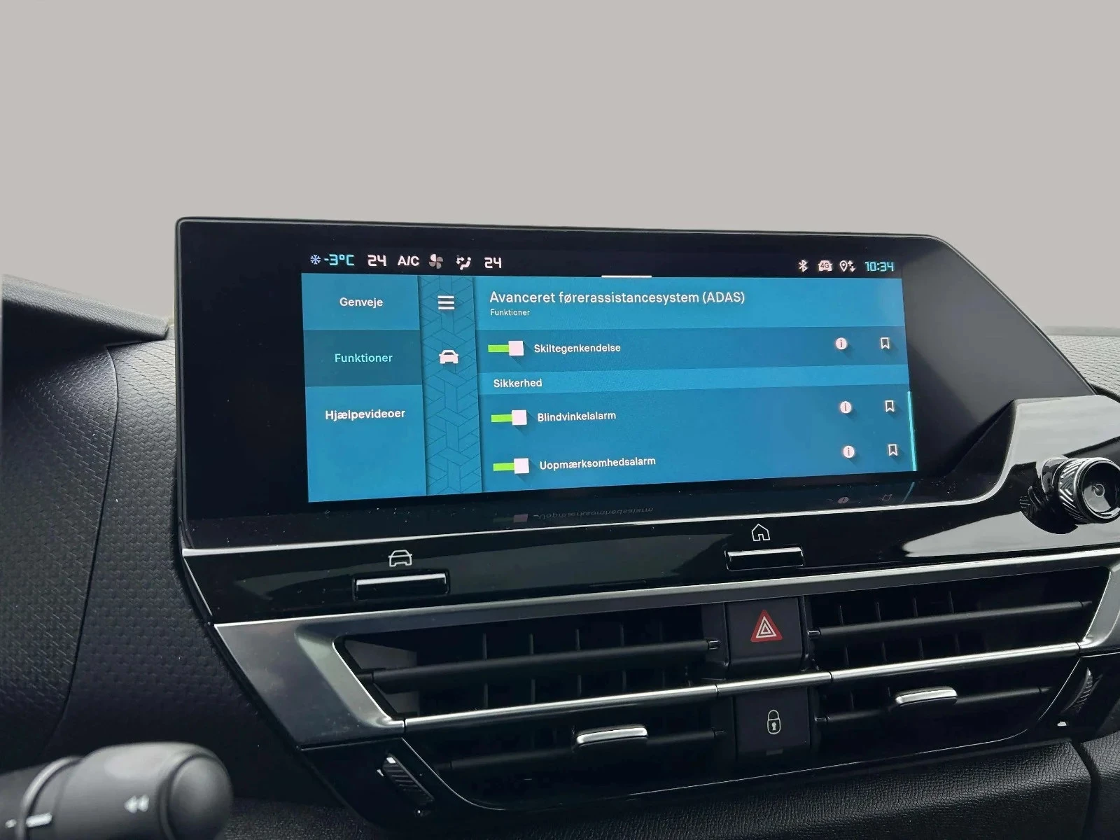 Citroën-ë-C4 X-image-21