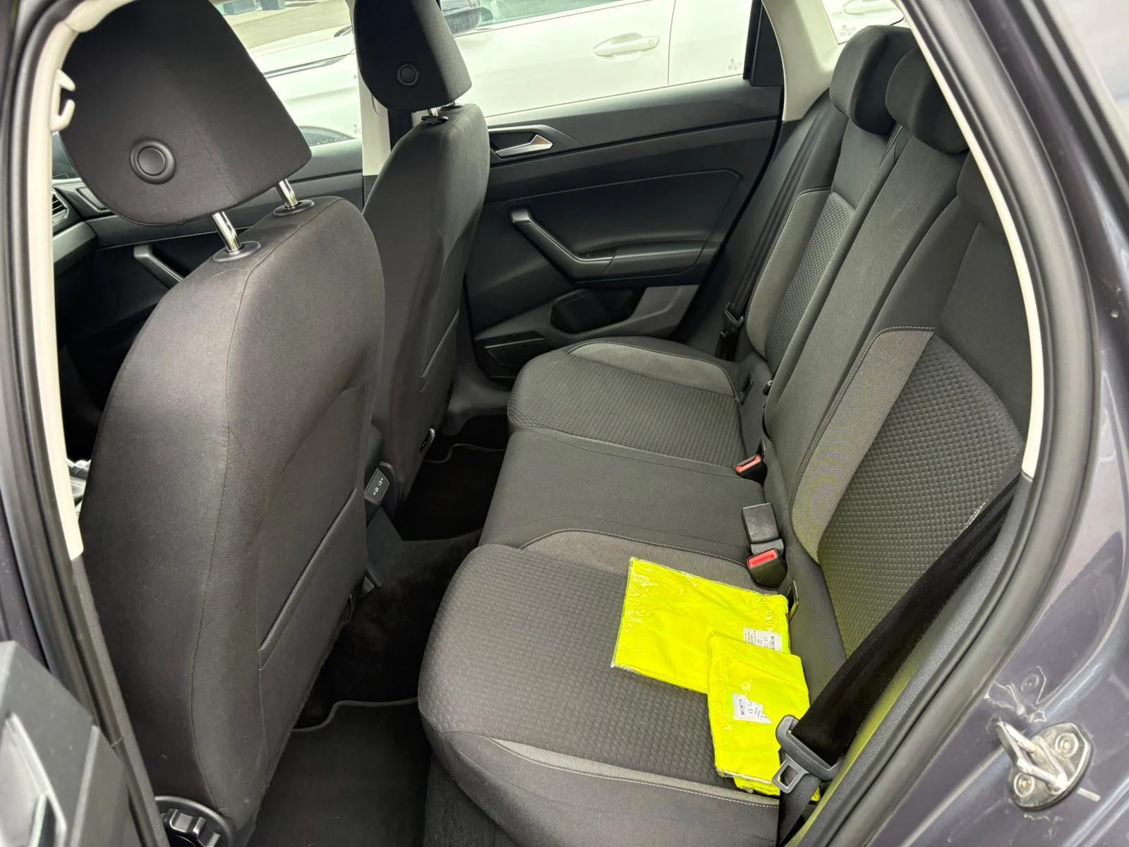 Volkswagen Polo 1.0 TSI Life Business