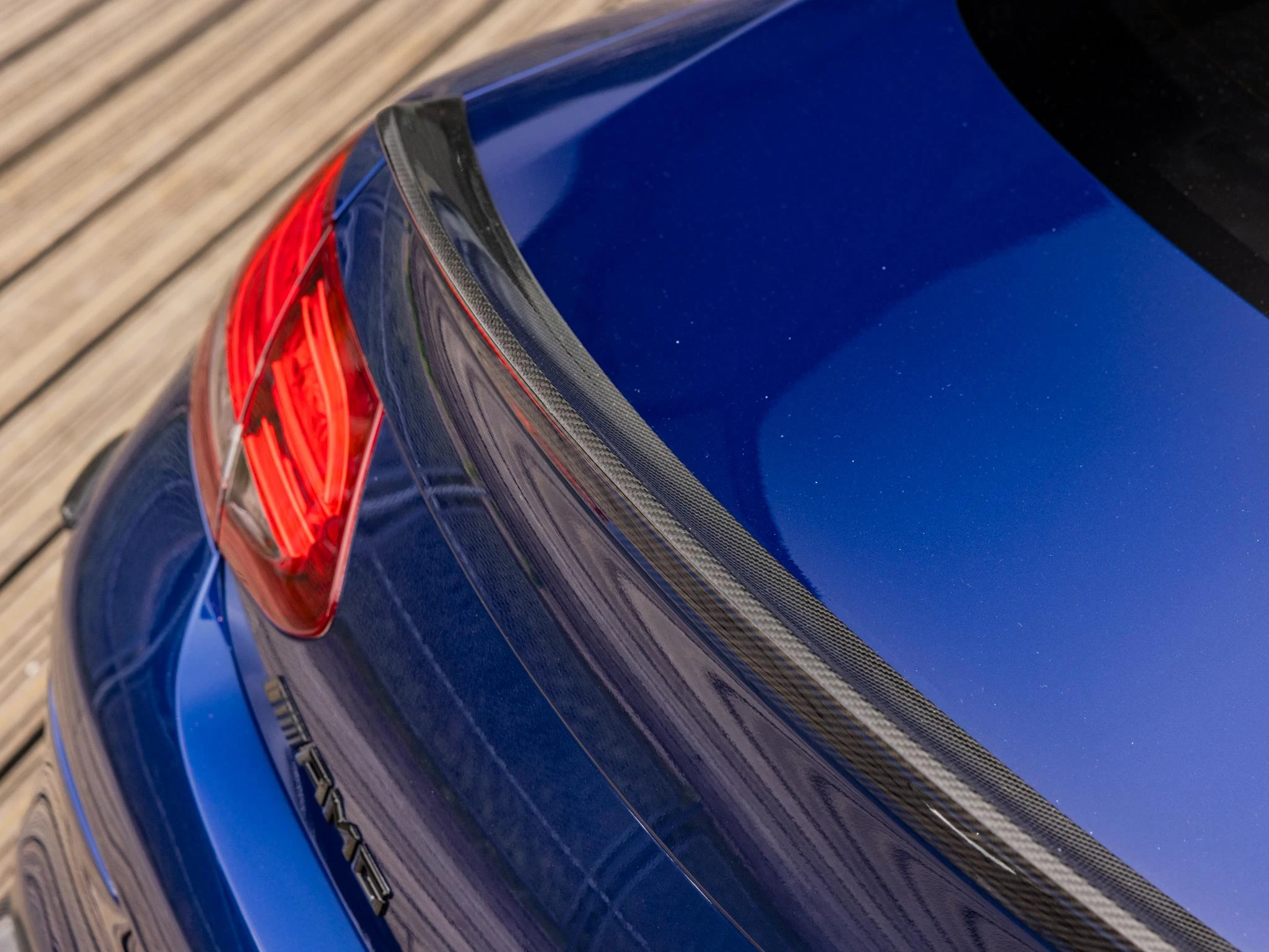 Mercedes-Benz-C-Klasse-image-14