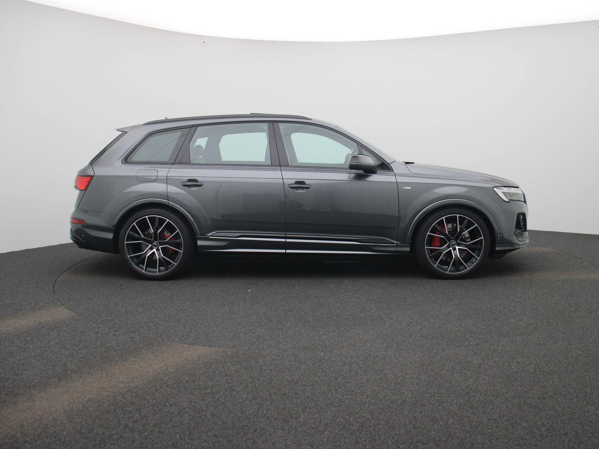 Audi-Q7-image-5