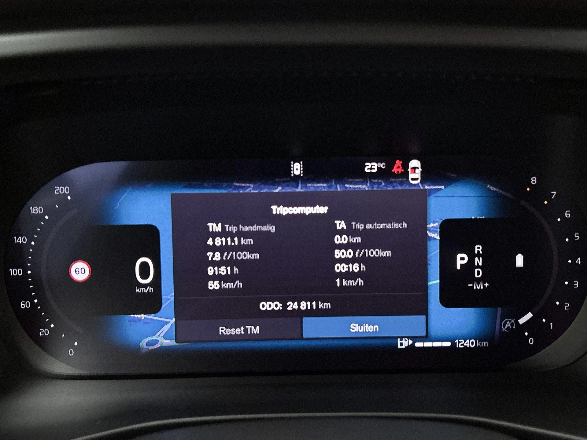 Volvo XC40 2.0 B4 Plus Dark