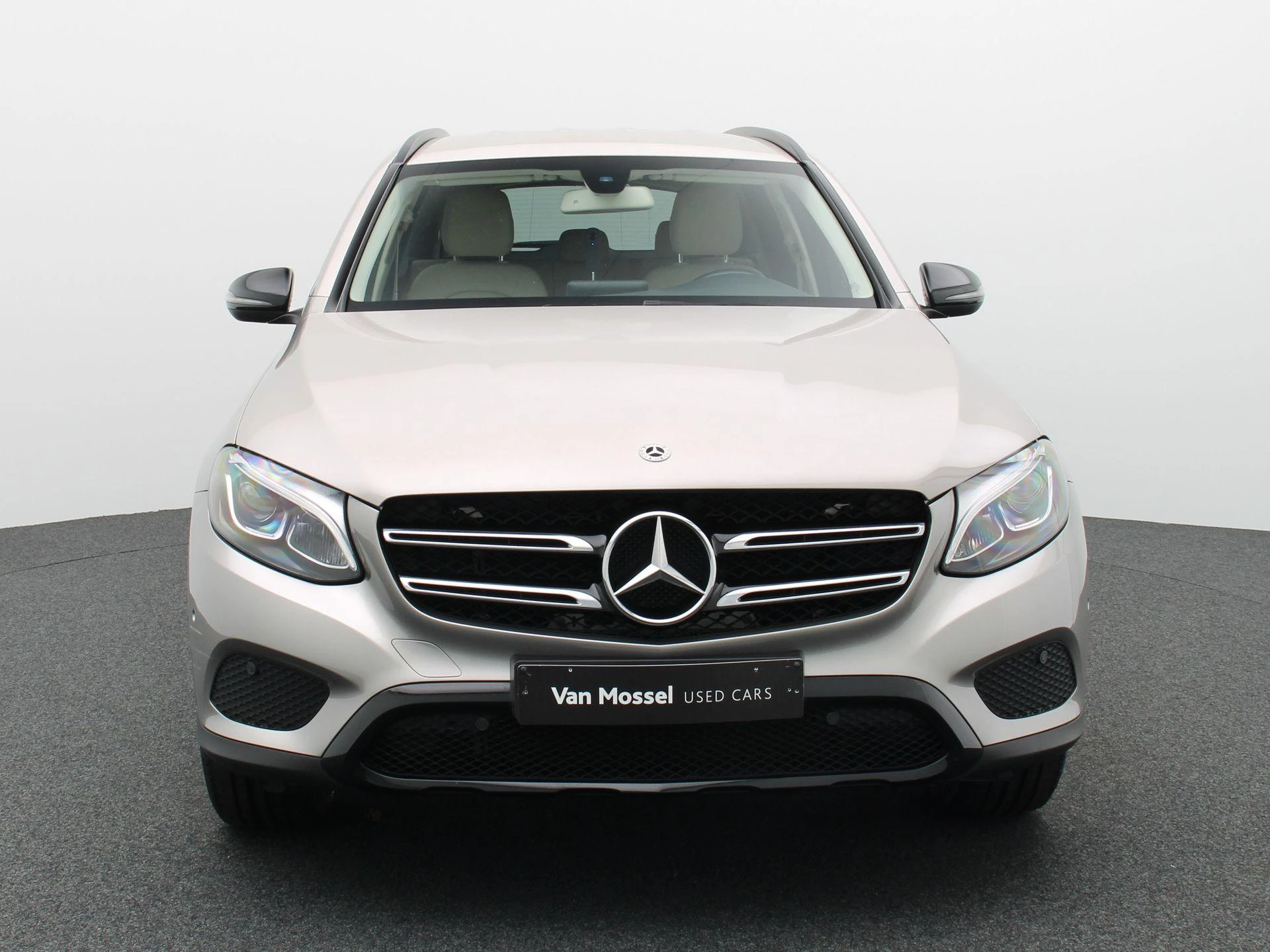 Mercedes-Benz GLC 250 4MATIC + LEDER + LED + TREKHAAK +