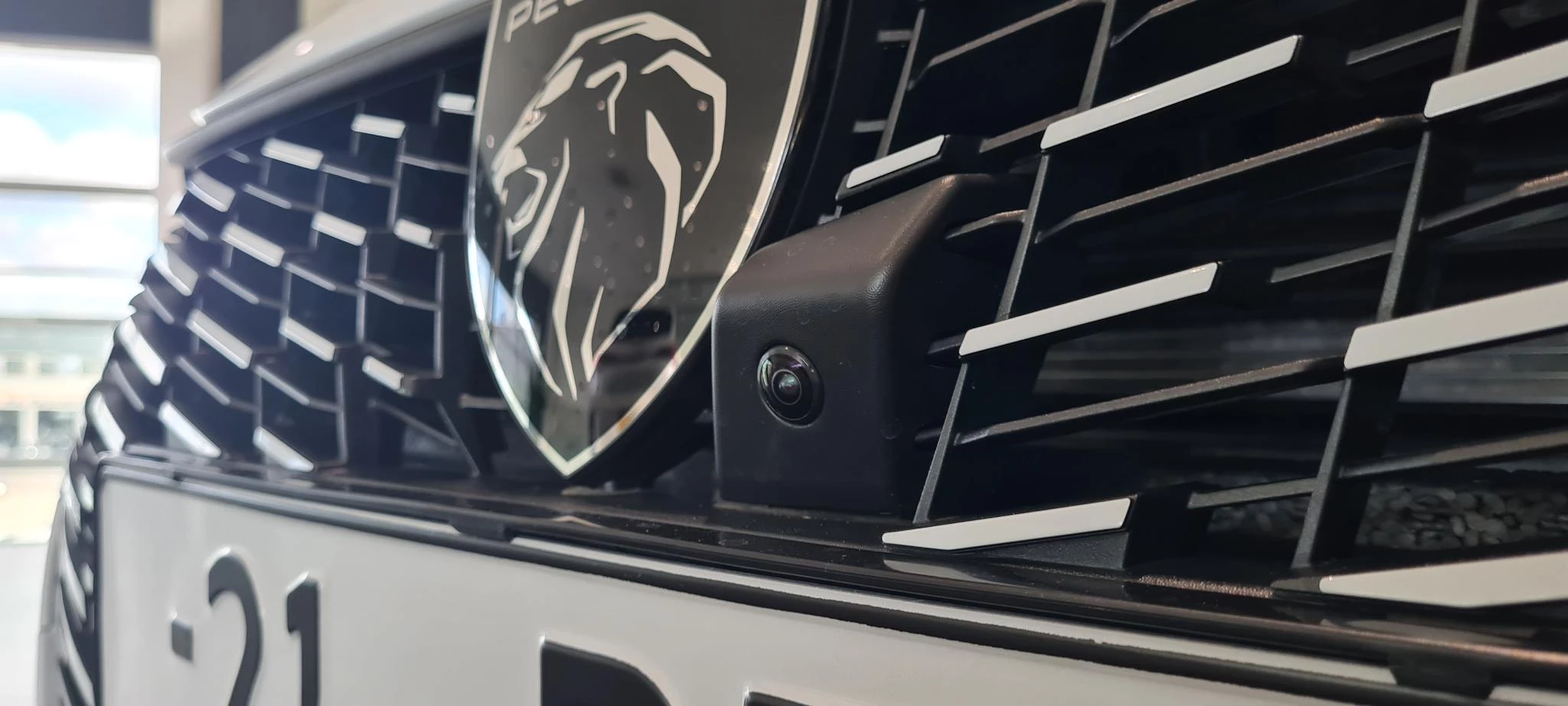 Peugeot 208 1.2 Hybrid 110 e-DCS6 Allure