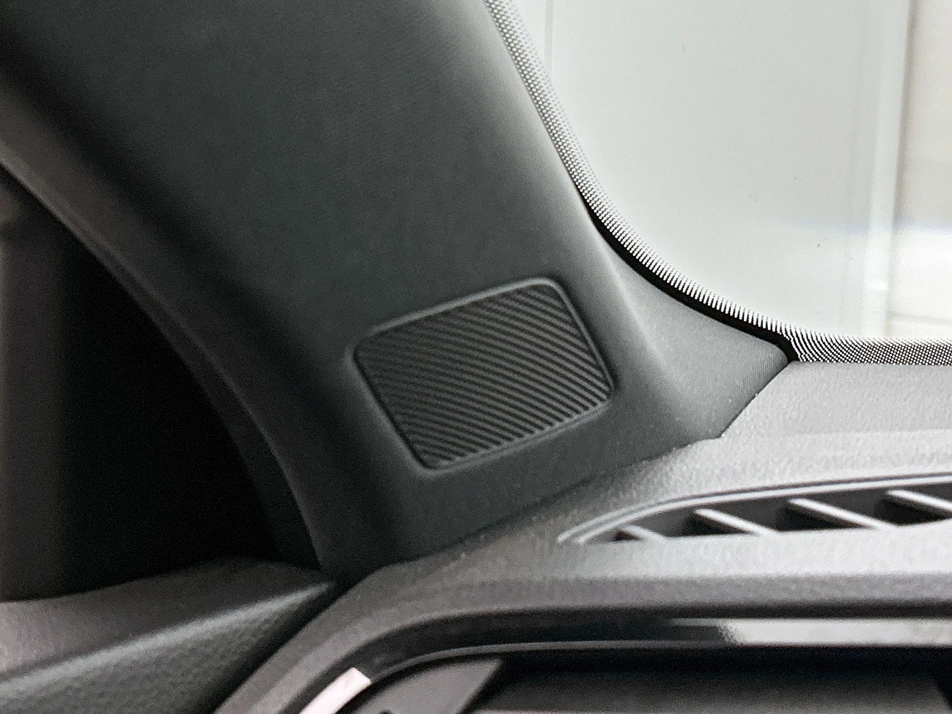 Audi-Q3-image-14