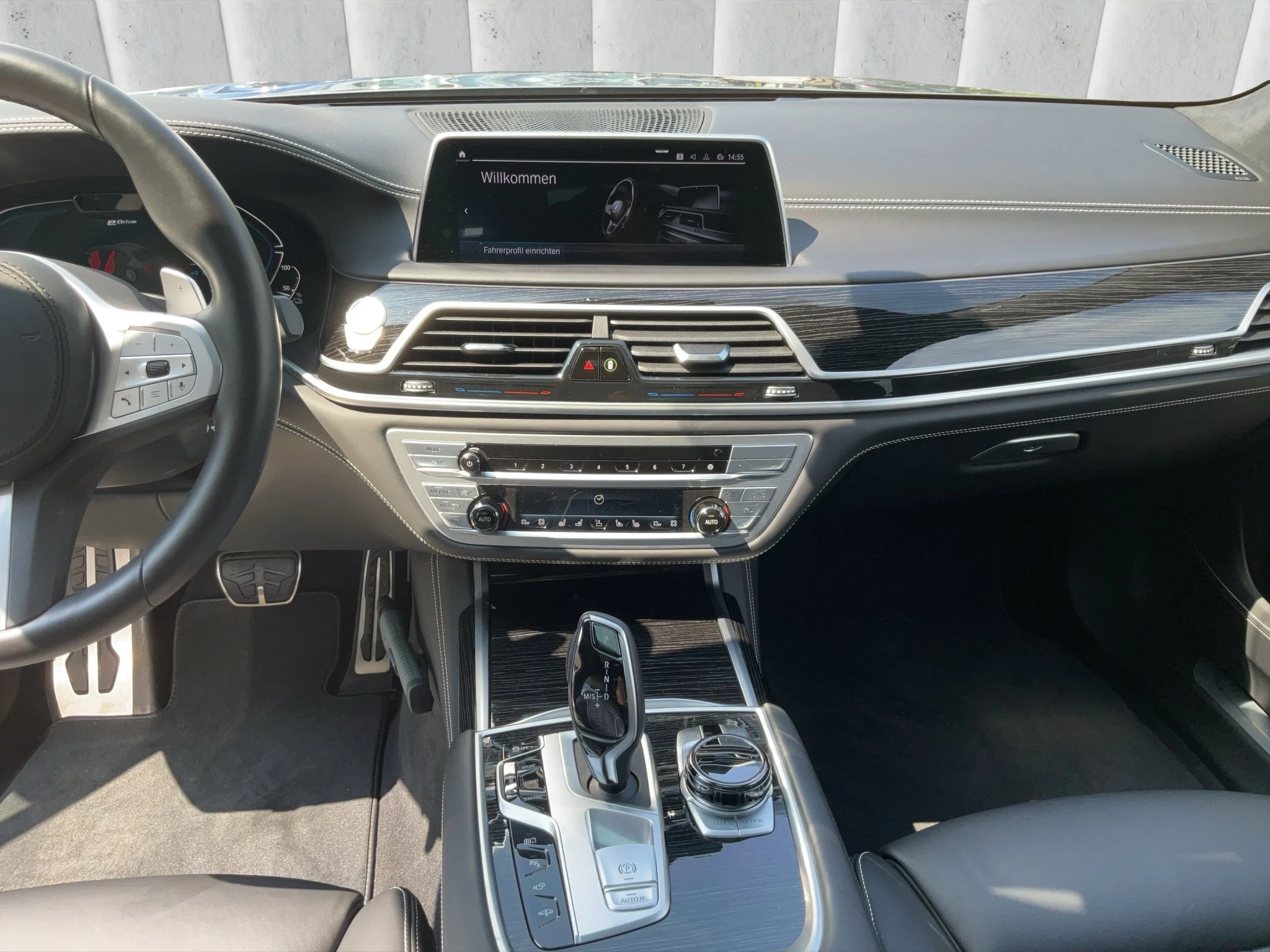 BMW 7er Reihe 745e i Performance M Sportpaket