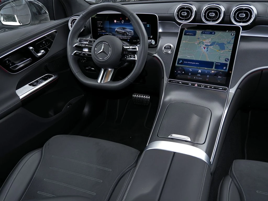 Mercedes-Benz-GLC 220 d-image-9