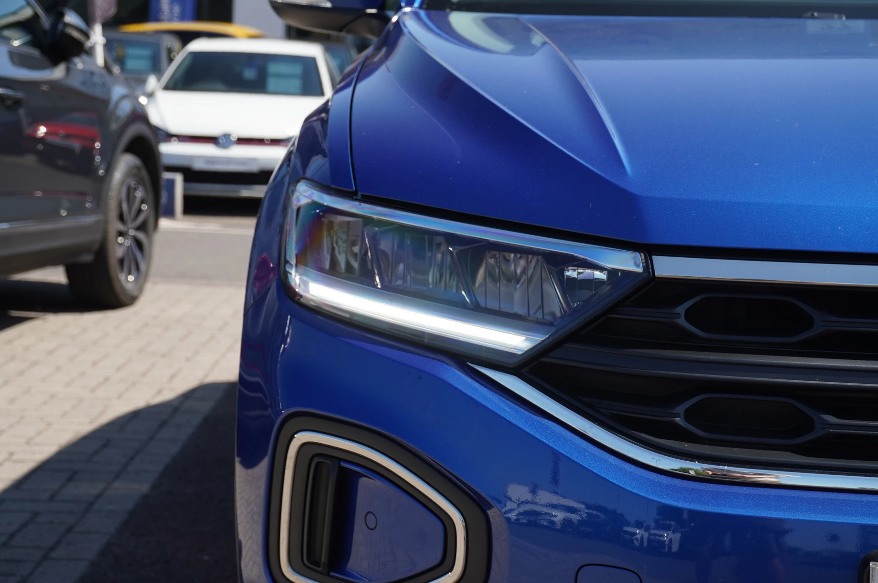 Volkswagen-T-Roc-image-31