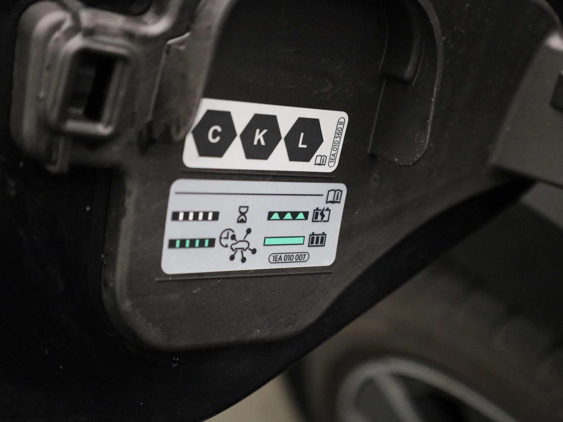 Volkswagen-Golf-image-15