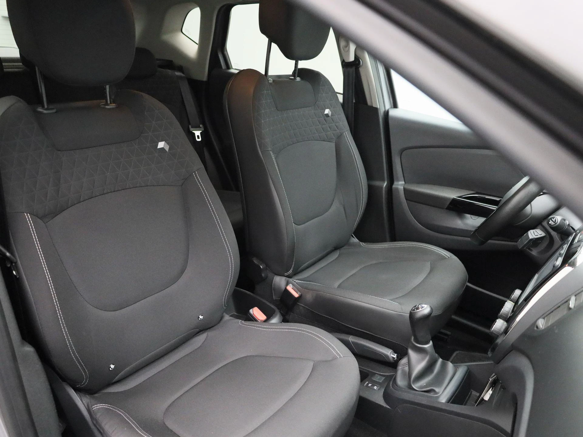 Renault-Captur-image-31