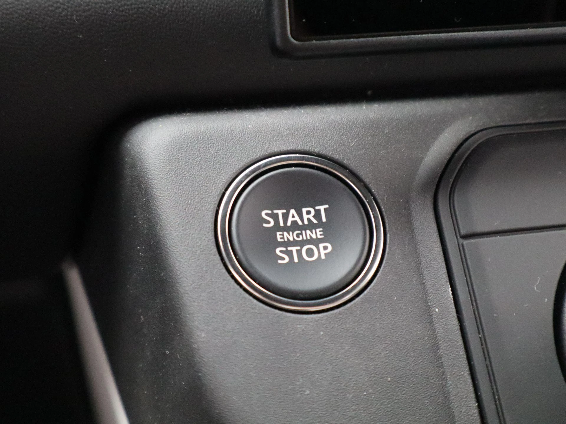 Land Rover Defender 110 2.0 P300e 110 X-Dynamic HSE