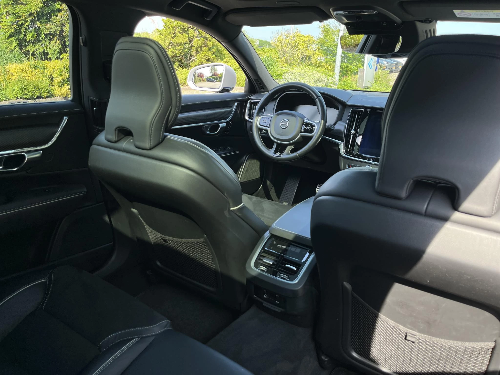 Volvo-V90-image-16