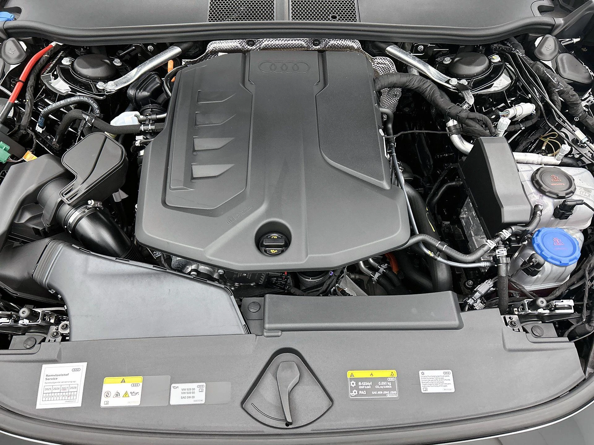 Audi-A6-image-43