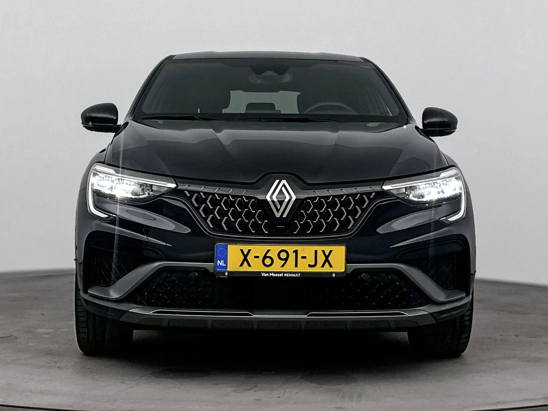 Renault-Arkana-image-4