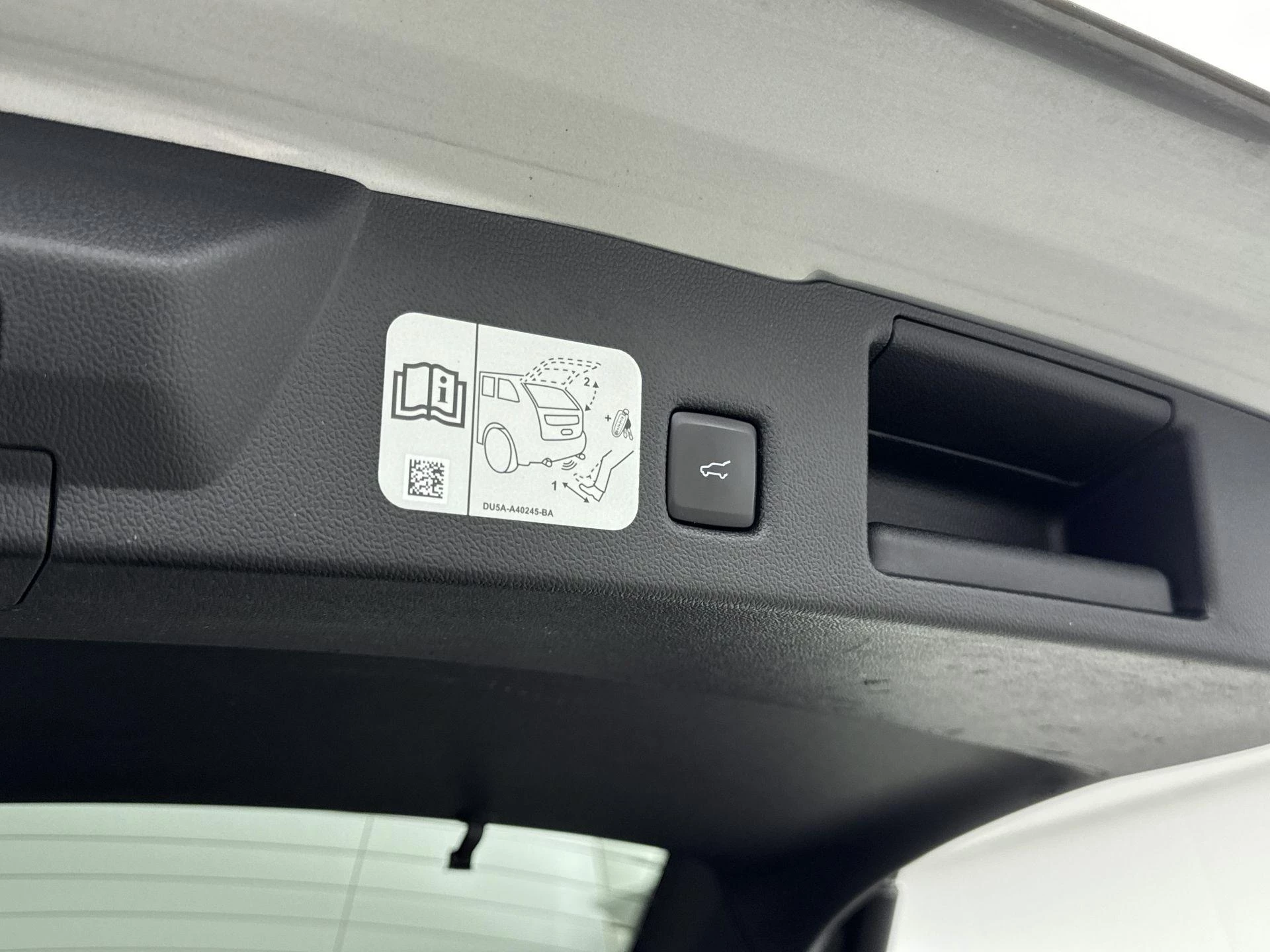 Ford-Kuga-image-25