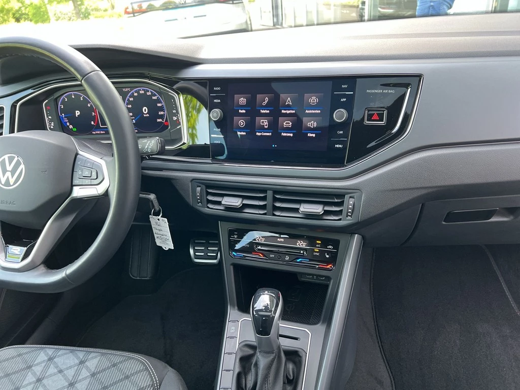 Volkswagen Taigo 1.0 TSI DSG R-Line *Pano*