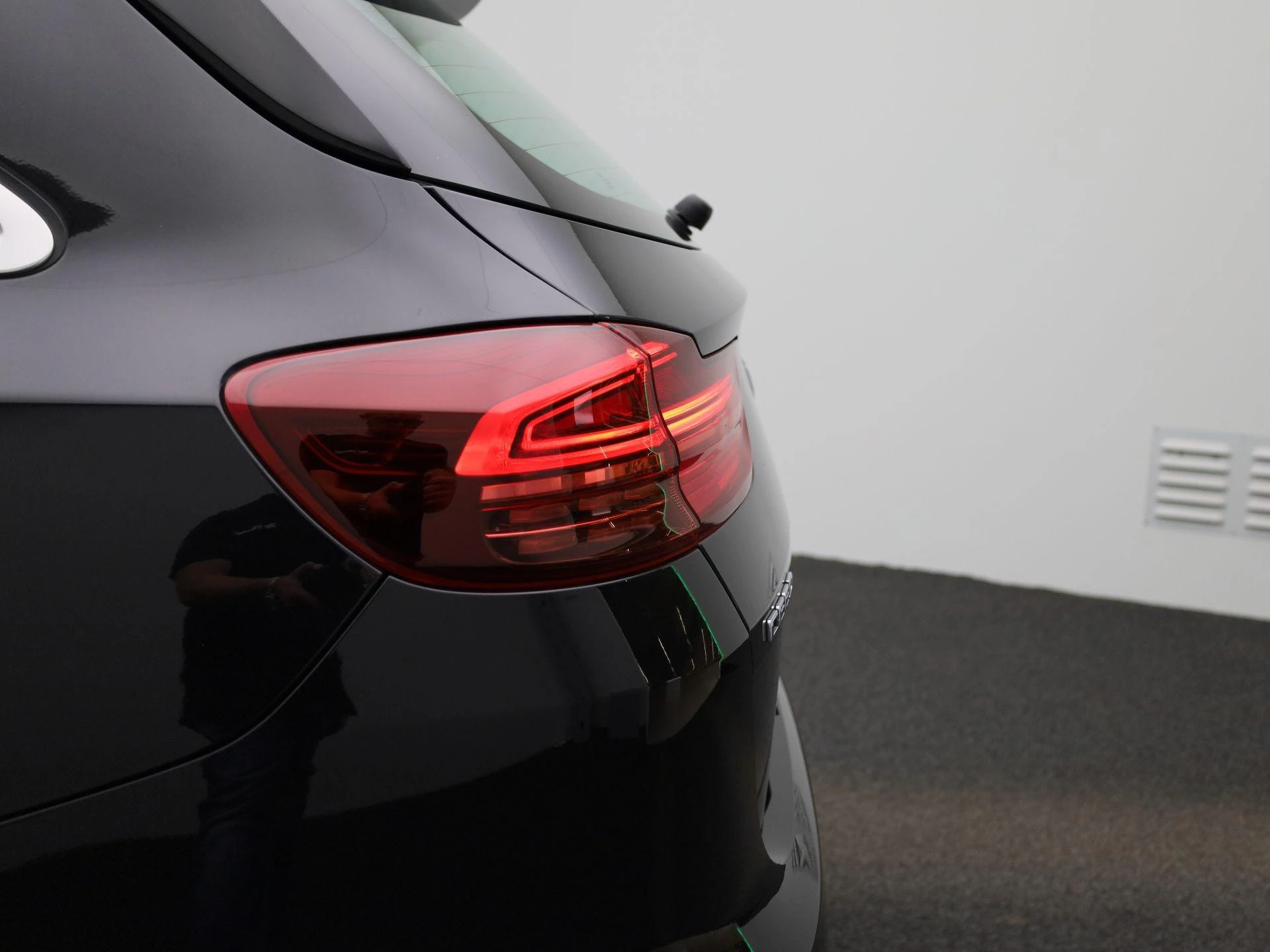 Kia-Ceed Sportswagon-image-36