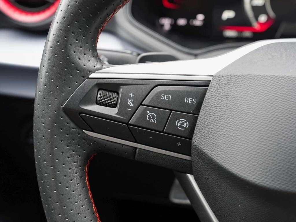 SEAT Ibiza 1,0 TSI DSG FR,LED,ALU 17",Climatronic App Connect,Ledersportlenkrad