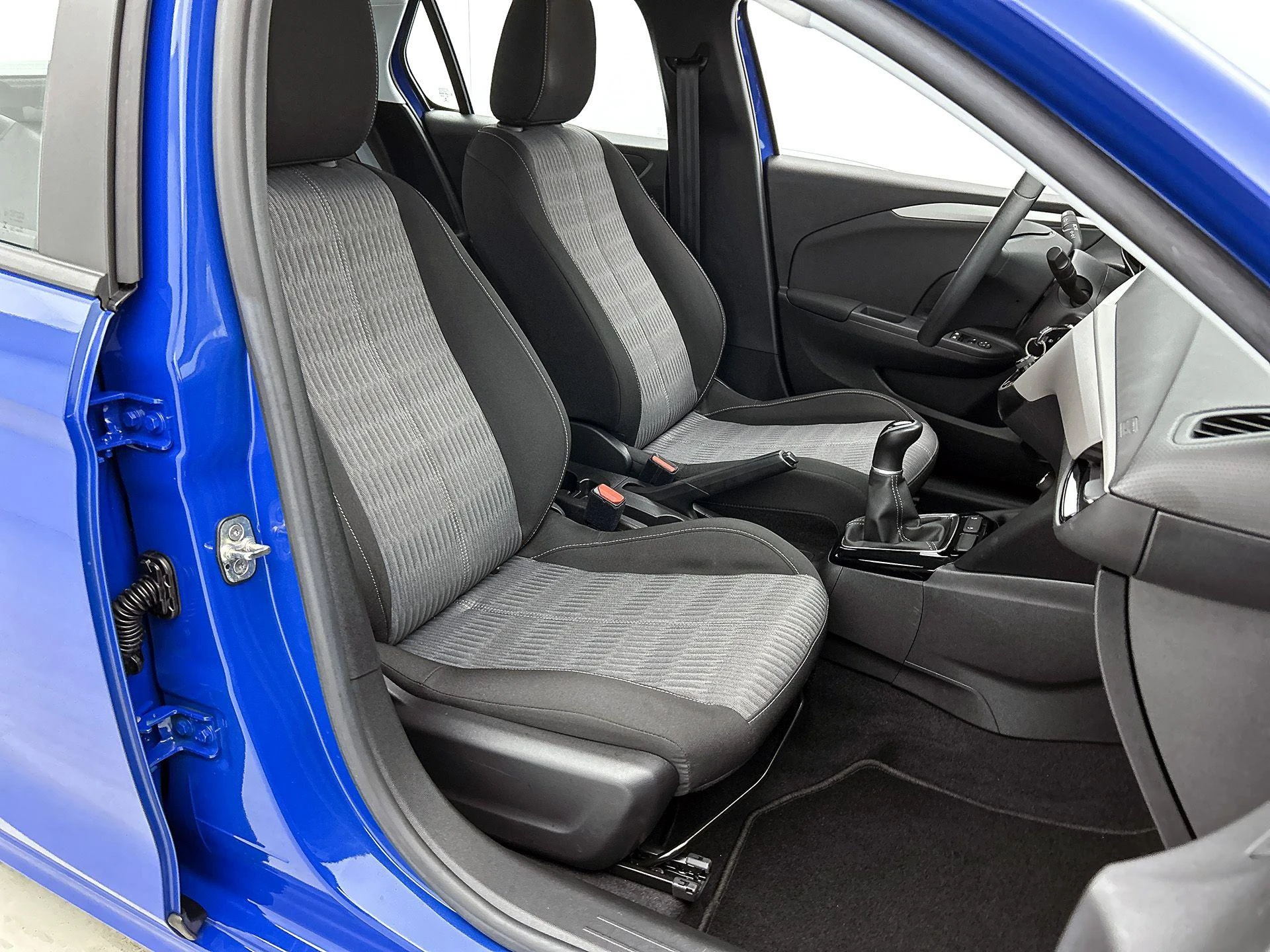 Opel-Corsa-image-31