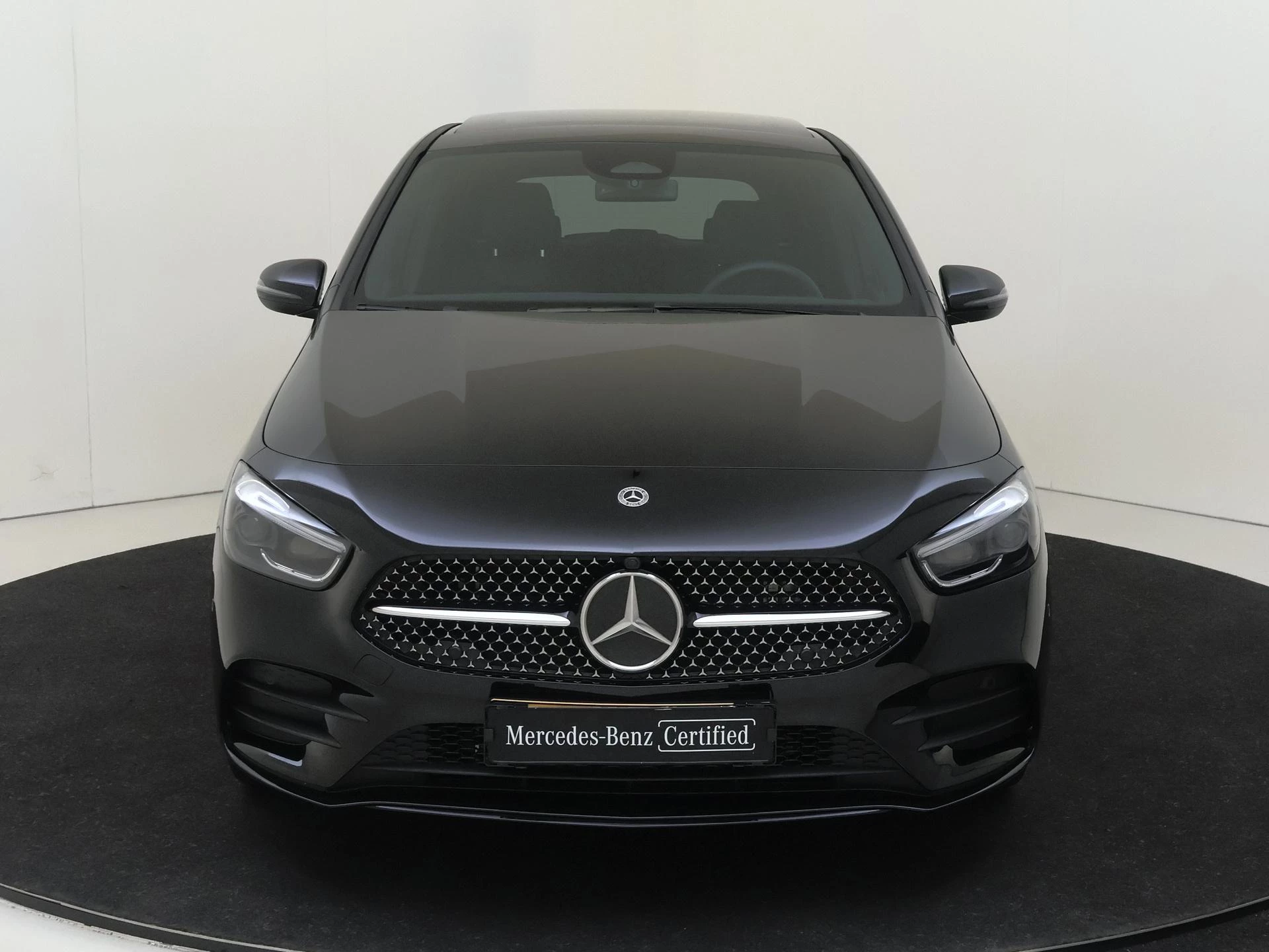 Mercedes-Benz-B-Klasse-image-5