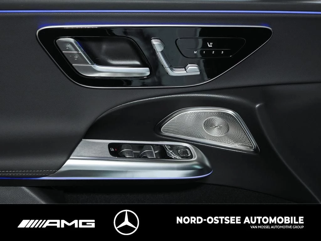 Mercedes-Benz E-Klasse 220 d T AMG NIGHT PANO DISTRONIC 4D-SOUND AMG Line