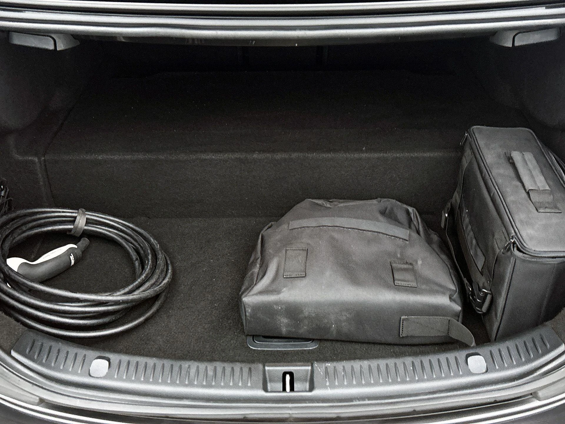 Mercedes-Benz-E-Klasse-image-33