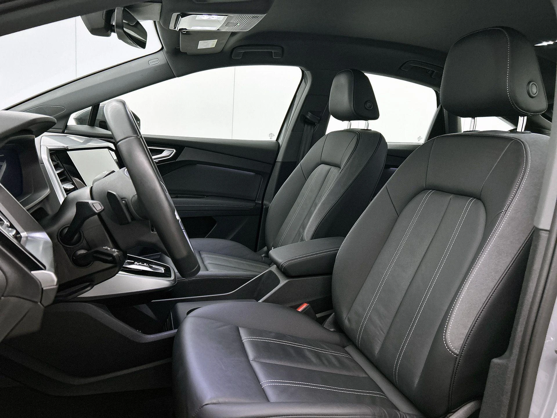 Audi-Q4 Sportback e-tron-image-34