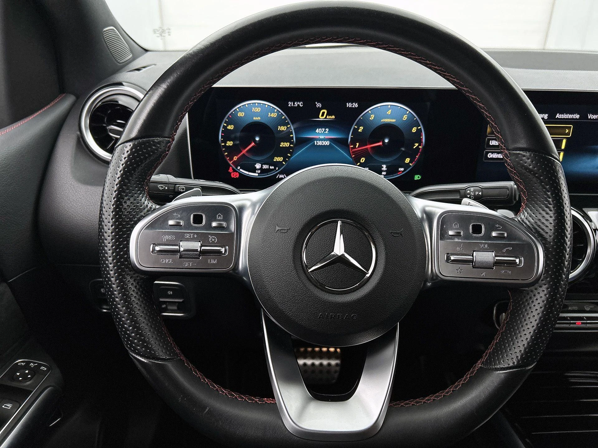 Mercedes-Benz-B-Klasse-image-35