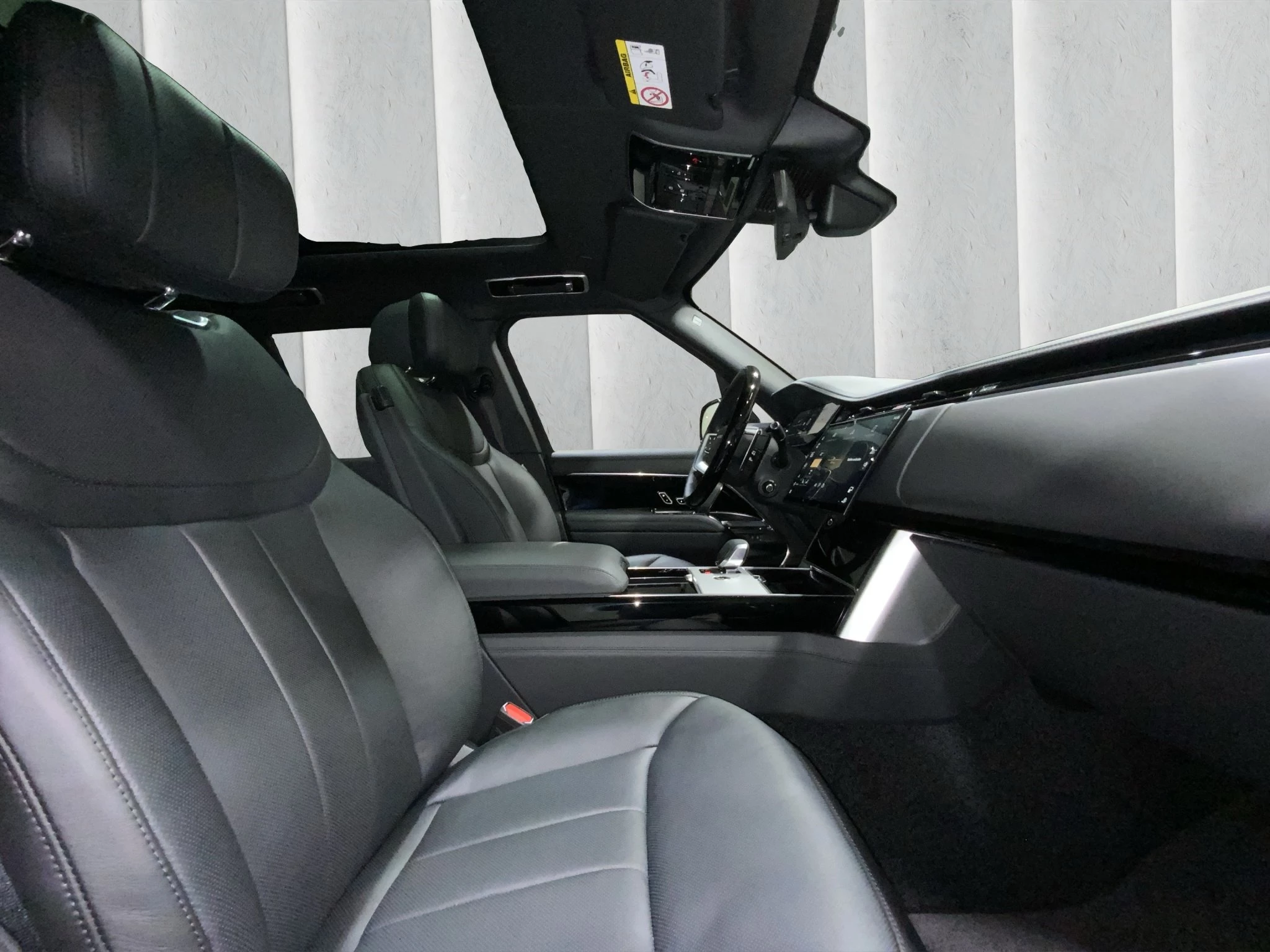 Land Rover-Range Rover-image-6