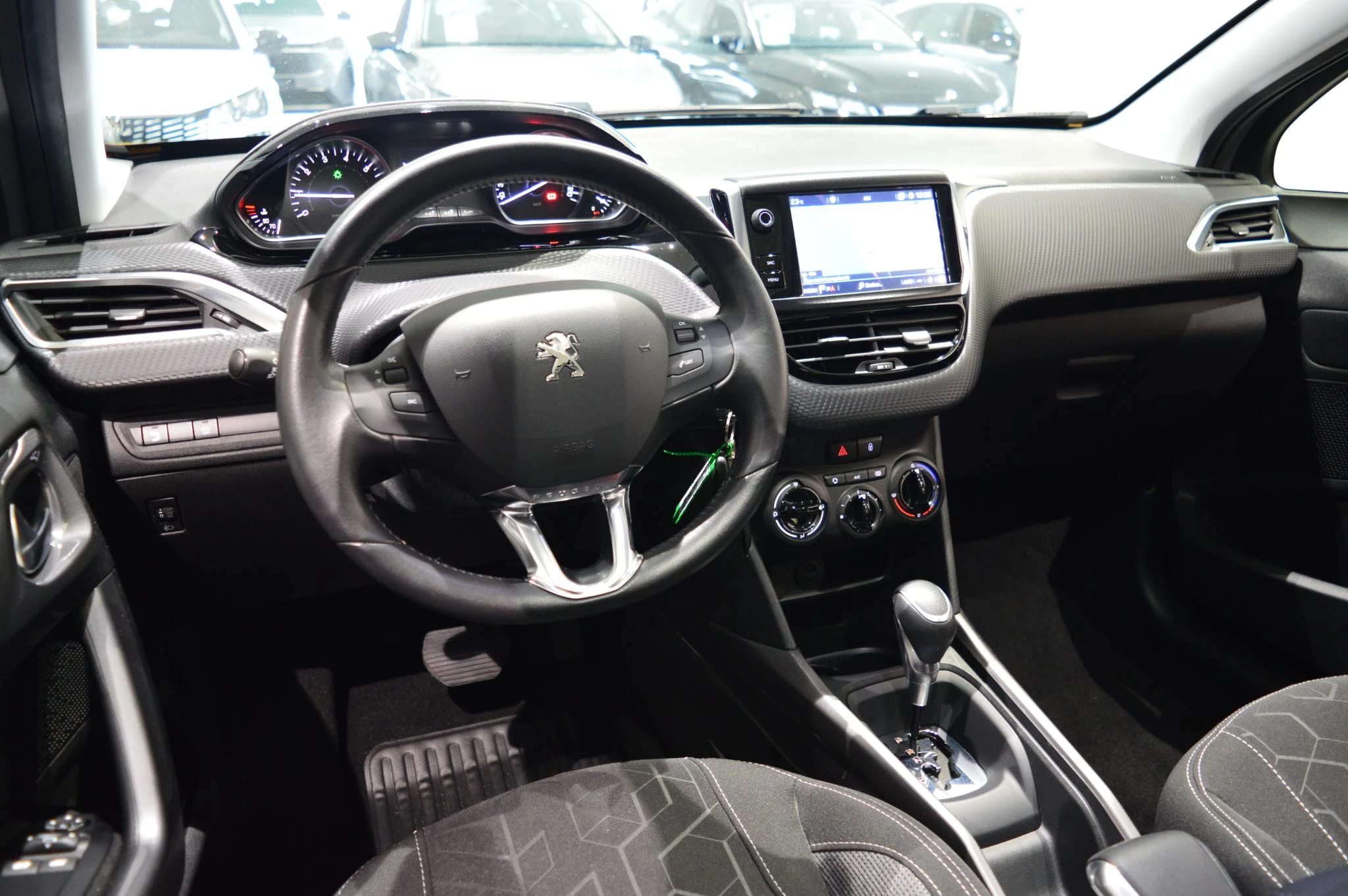 Peugeot-2008-image-7