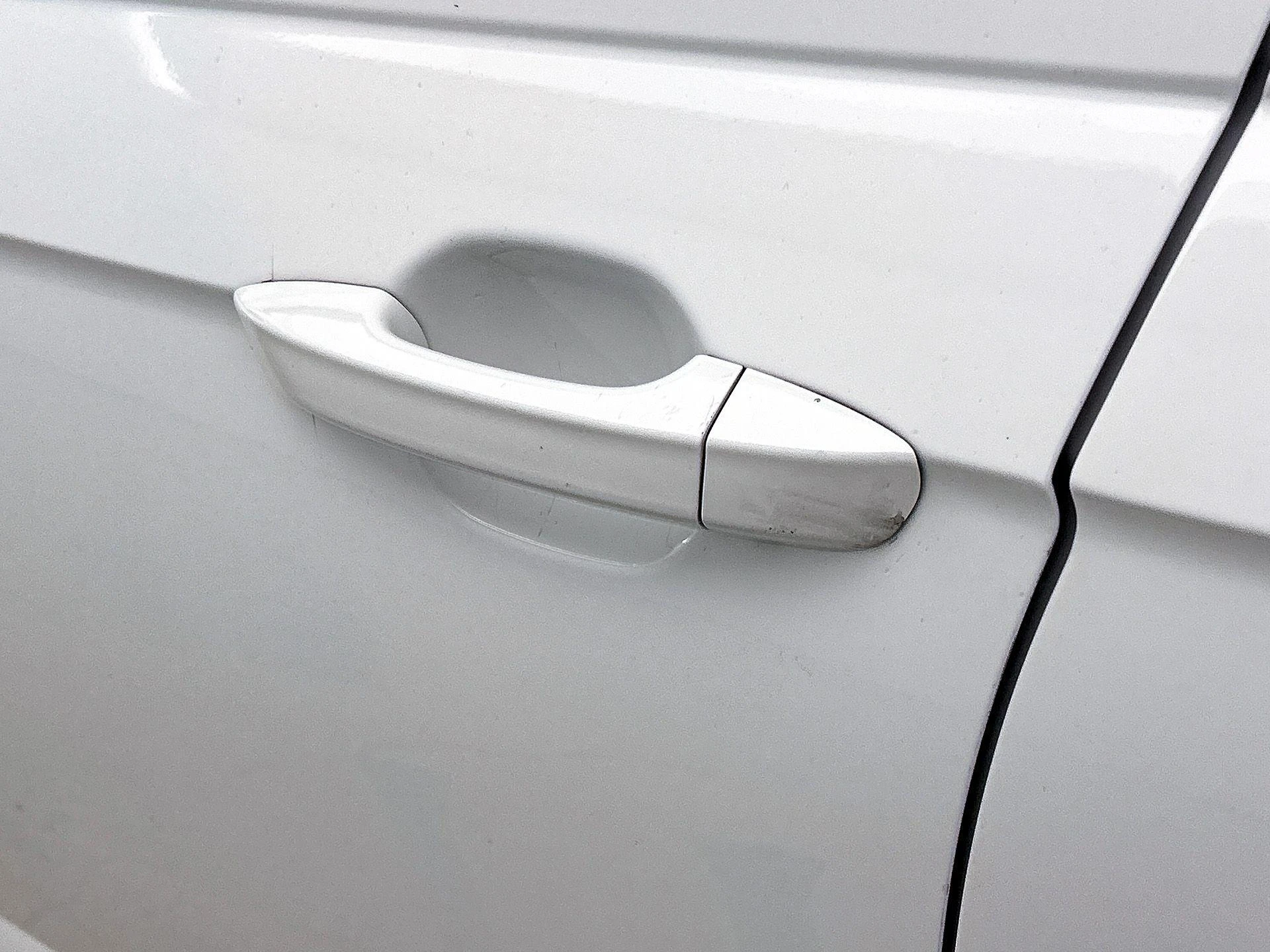 Volkswagen-Polo-image-19