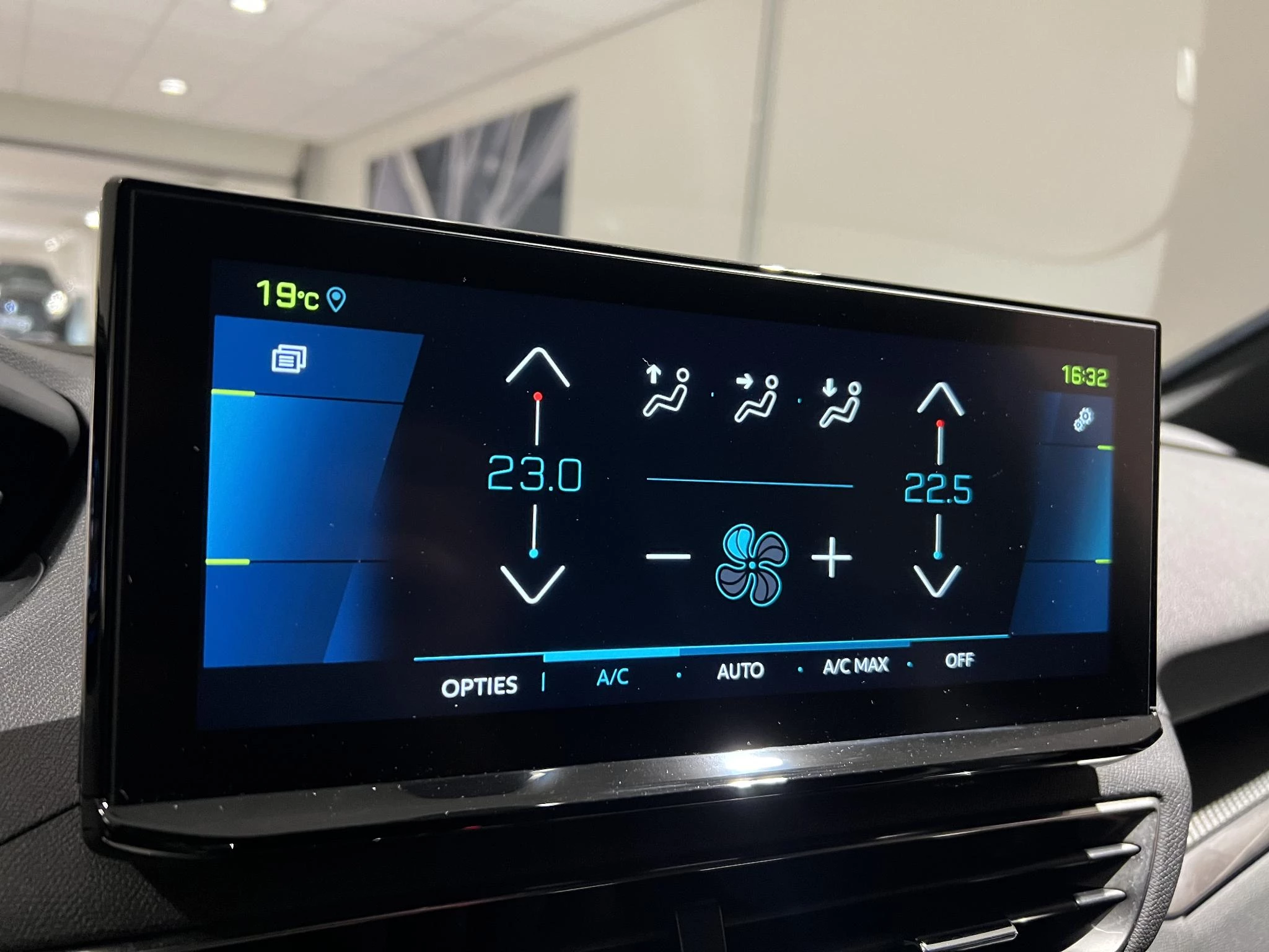 Peugeot-3008-image-11
