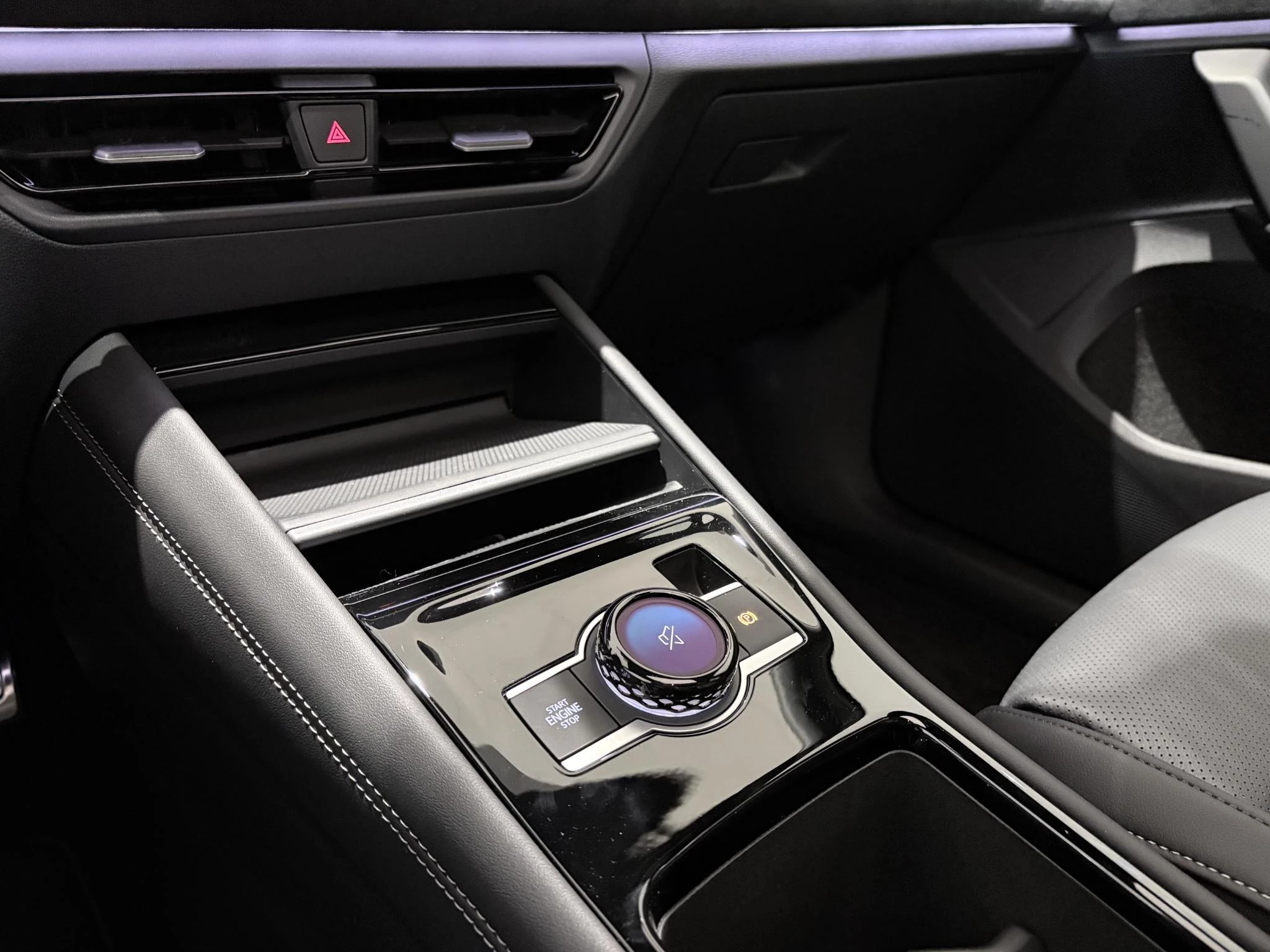 Volkswagen-Tiguan-image-36