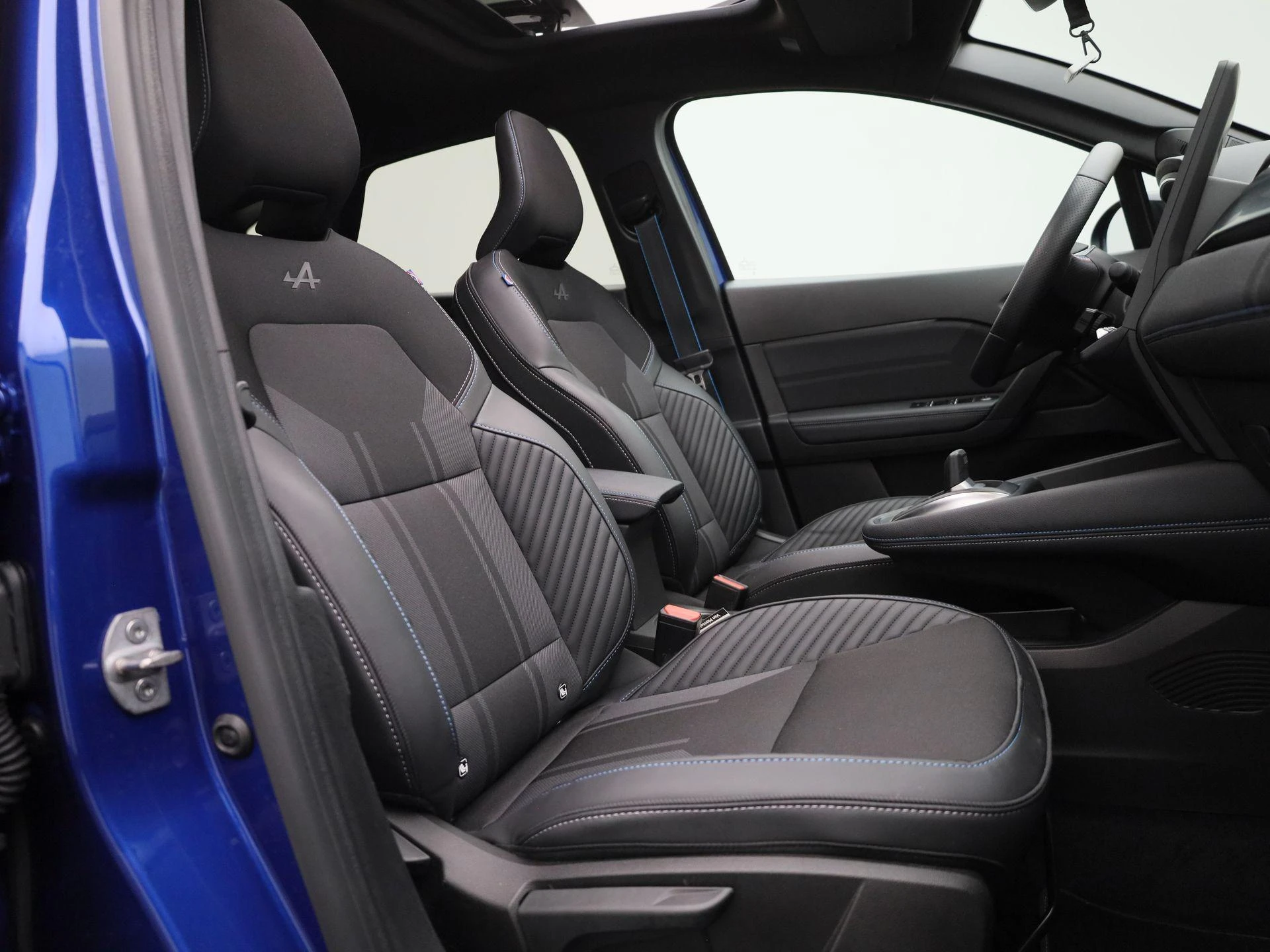 Renault-Captur-image-39