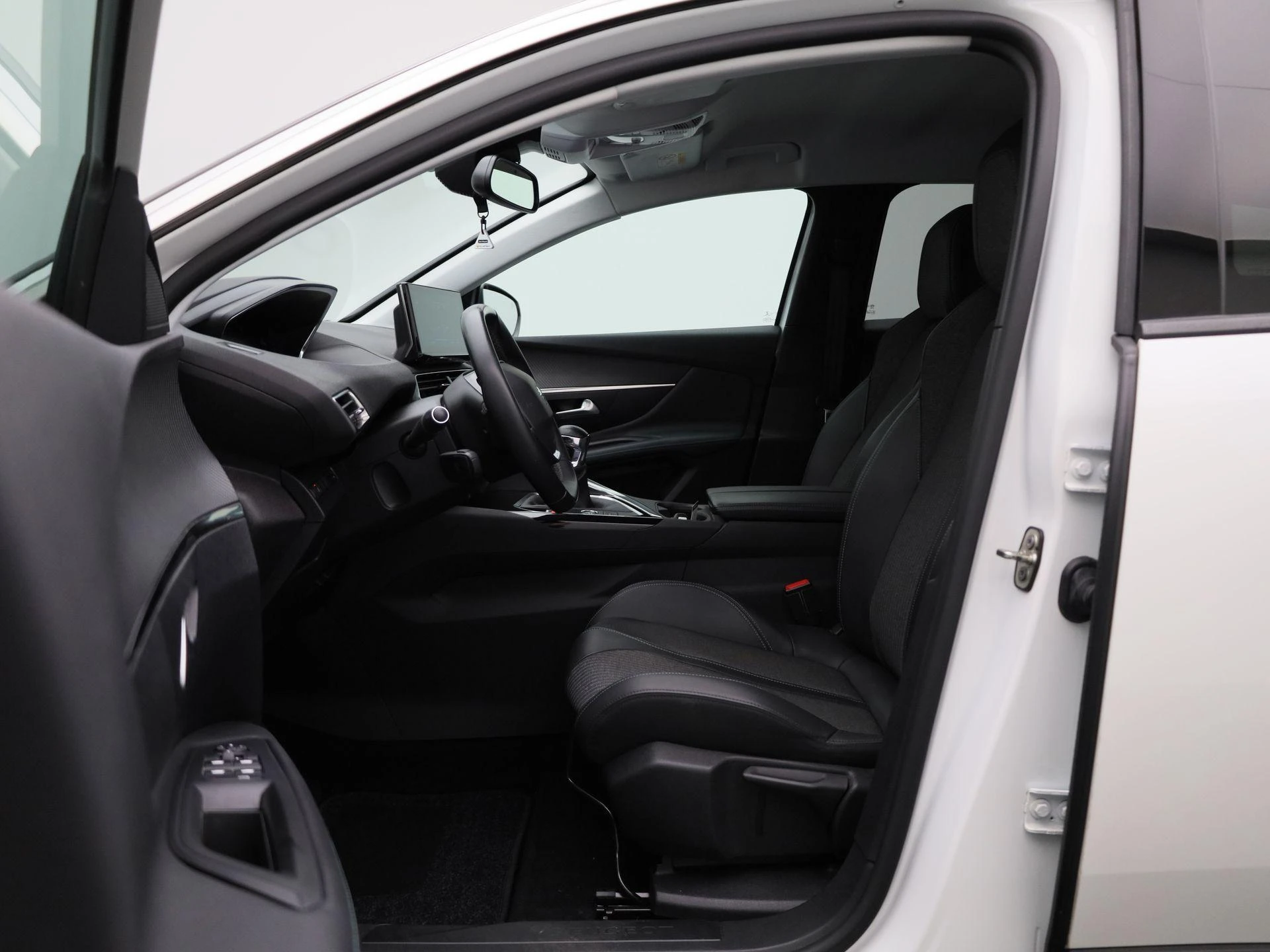 Peugeot 3008 1.2 PureTech 96kW S&S Allure