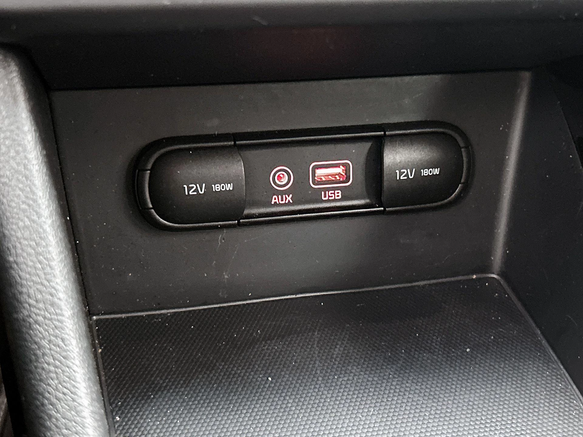Kia-Niro-image-31