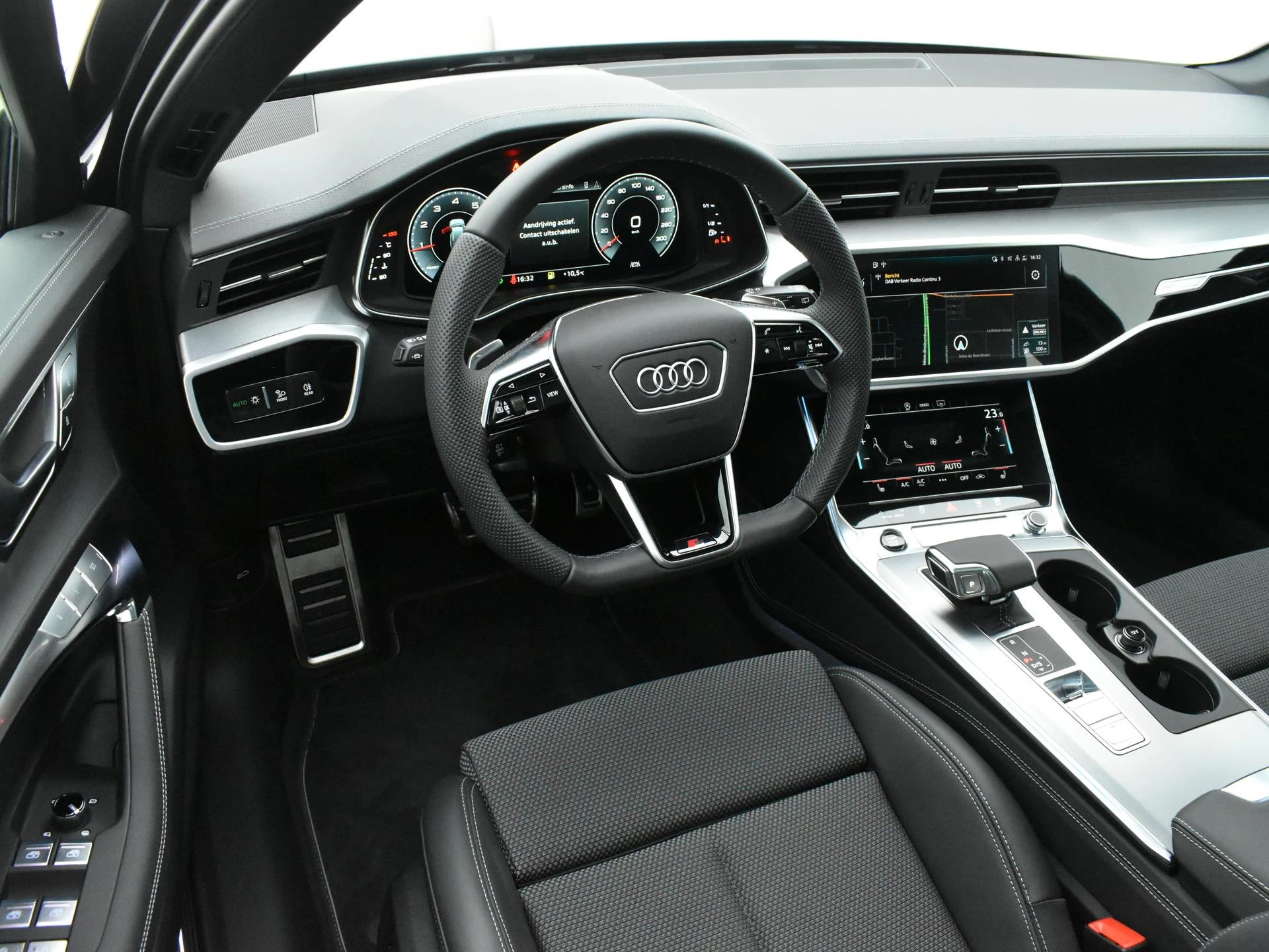 Audi A6 Avant 40 TFSI Advanced edition