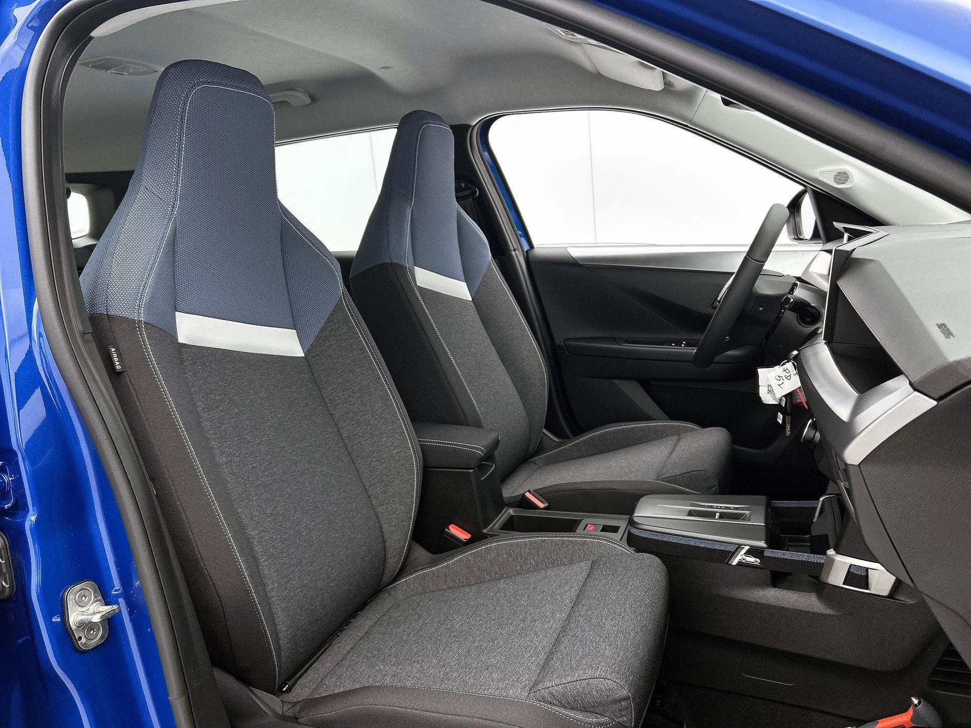 Opel-Frontera-image-33