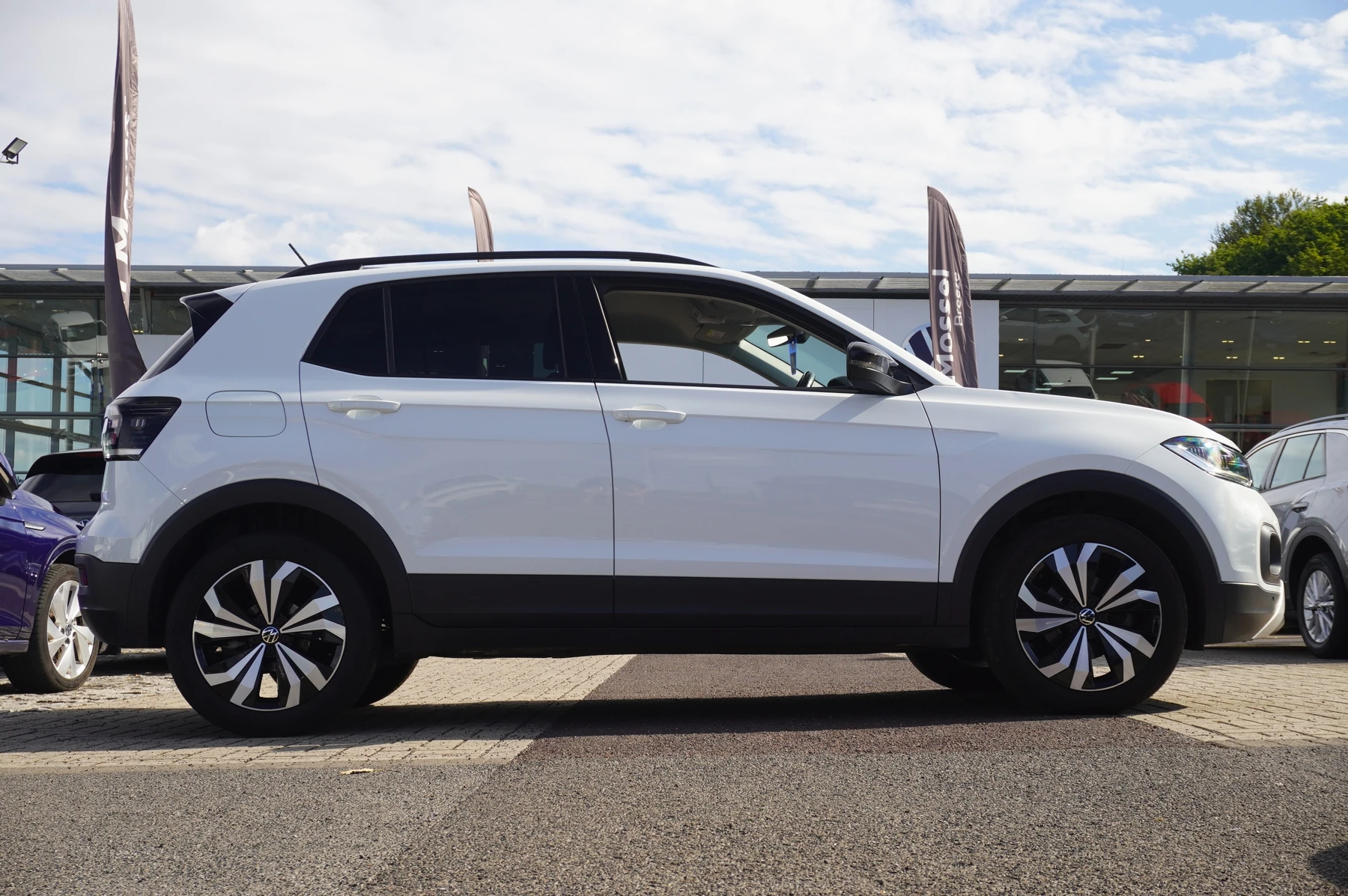 Volkswagen-T-Cross-image-3