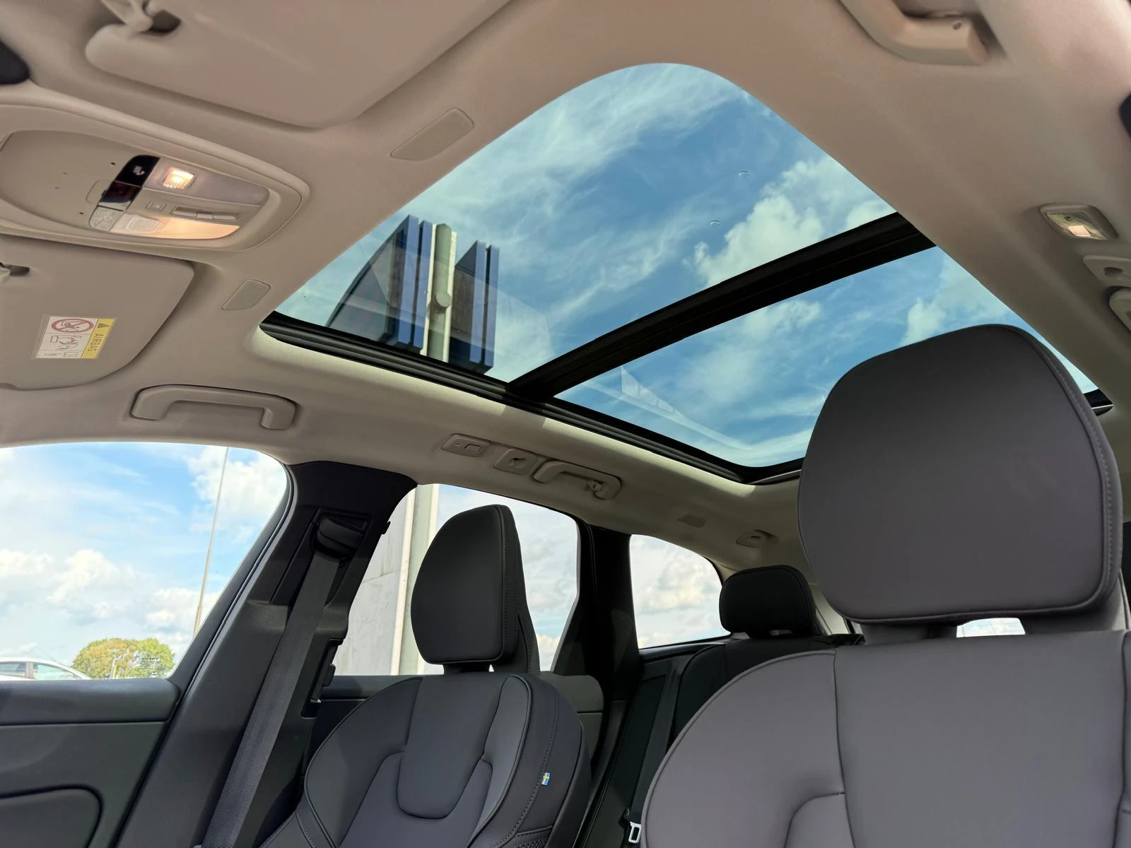 Volvo-XC60-image-24