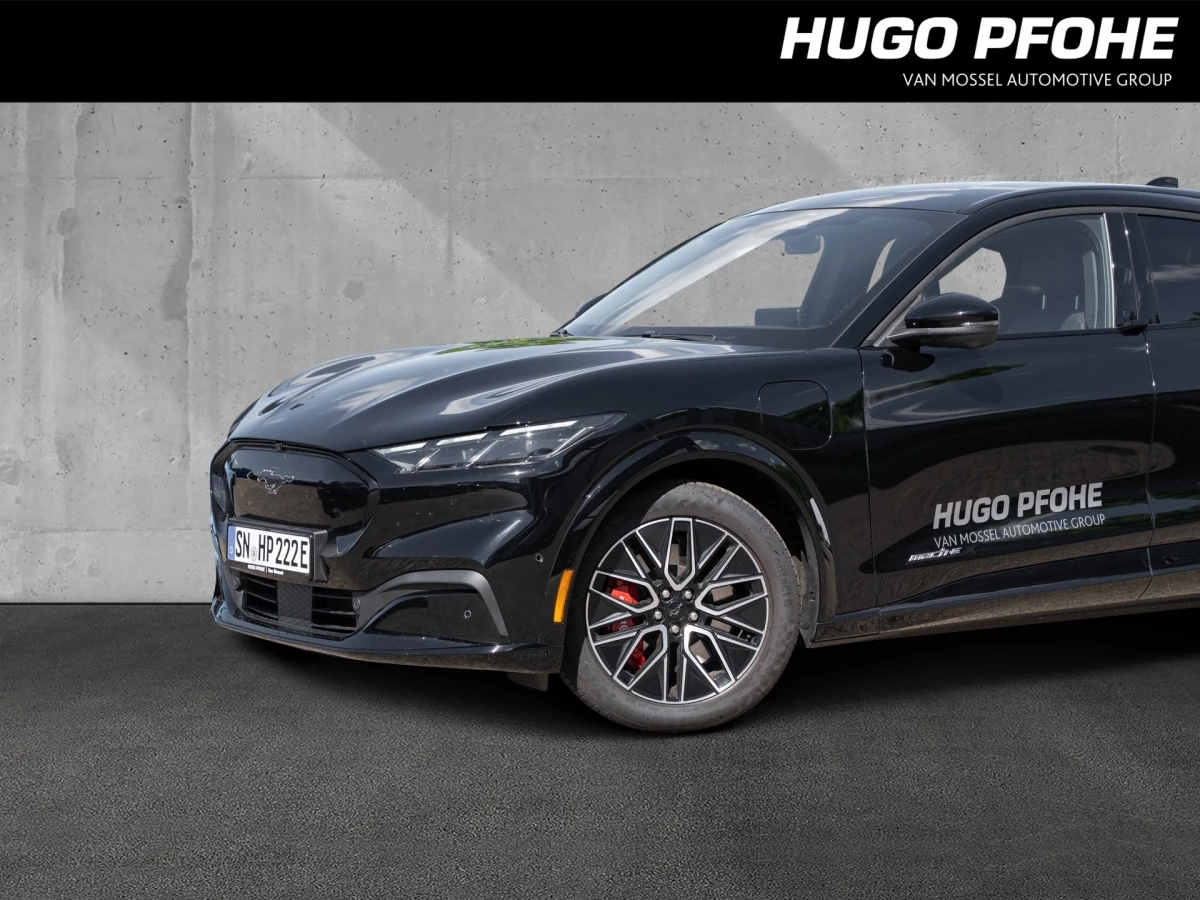 Ford-Mustang Mach-E-image-2