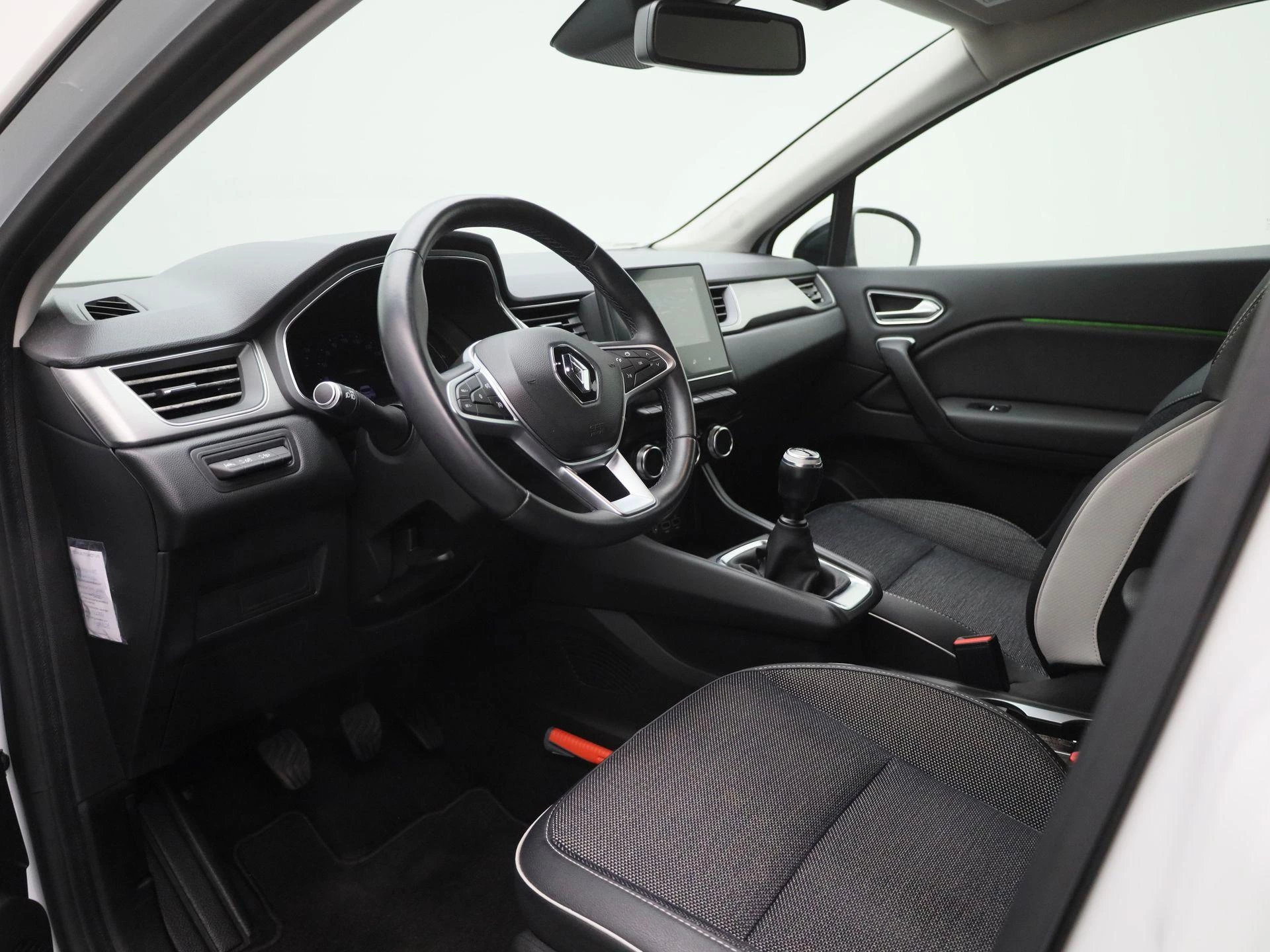 Renault-Captur-image-26