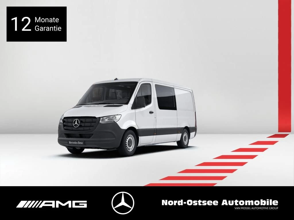 Mercedes-Benz-Sprinter-image-0