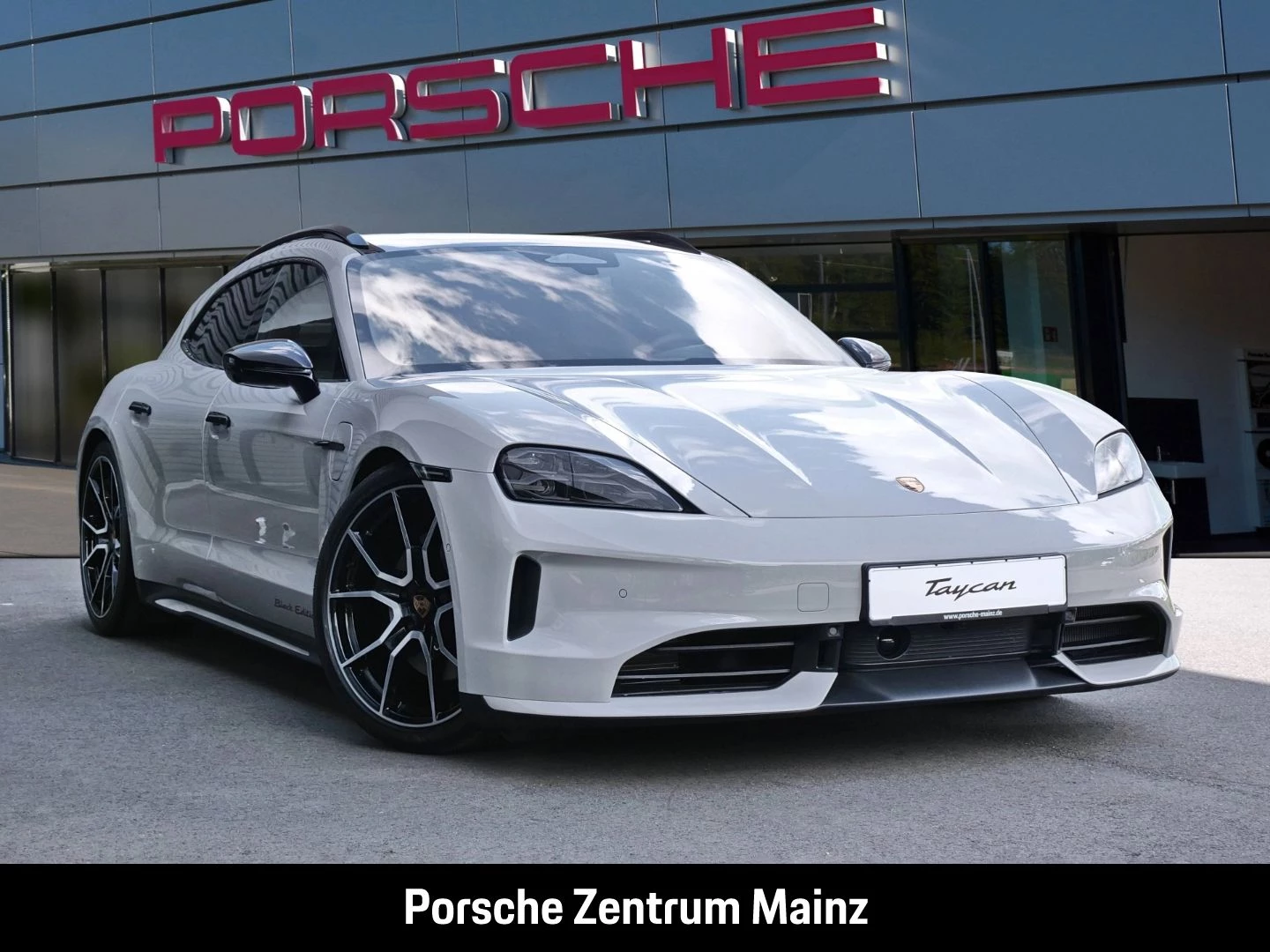 Porsche Taycan Sport Turismo Black Edition InnoDrive black edition