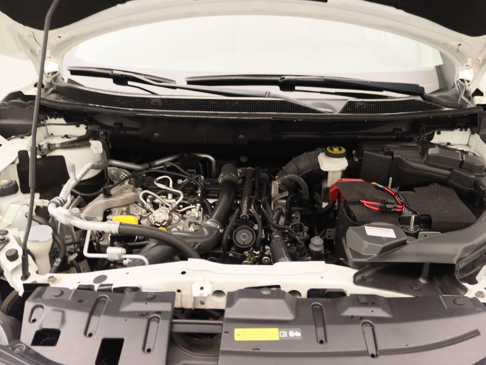 Nissan-QASHQAI-image-25